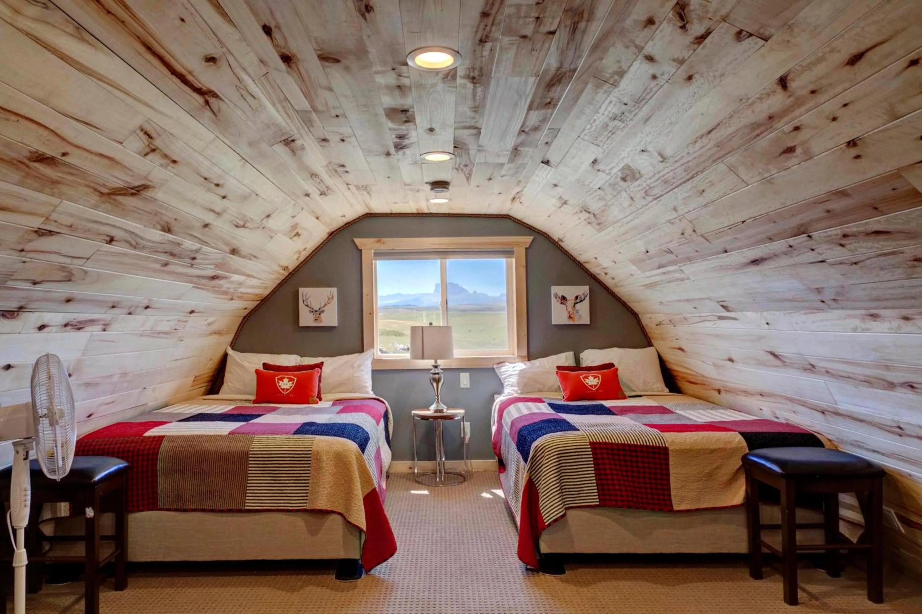 Bed in Mountain Haven Cabins