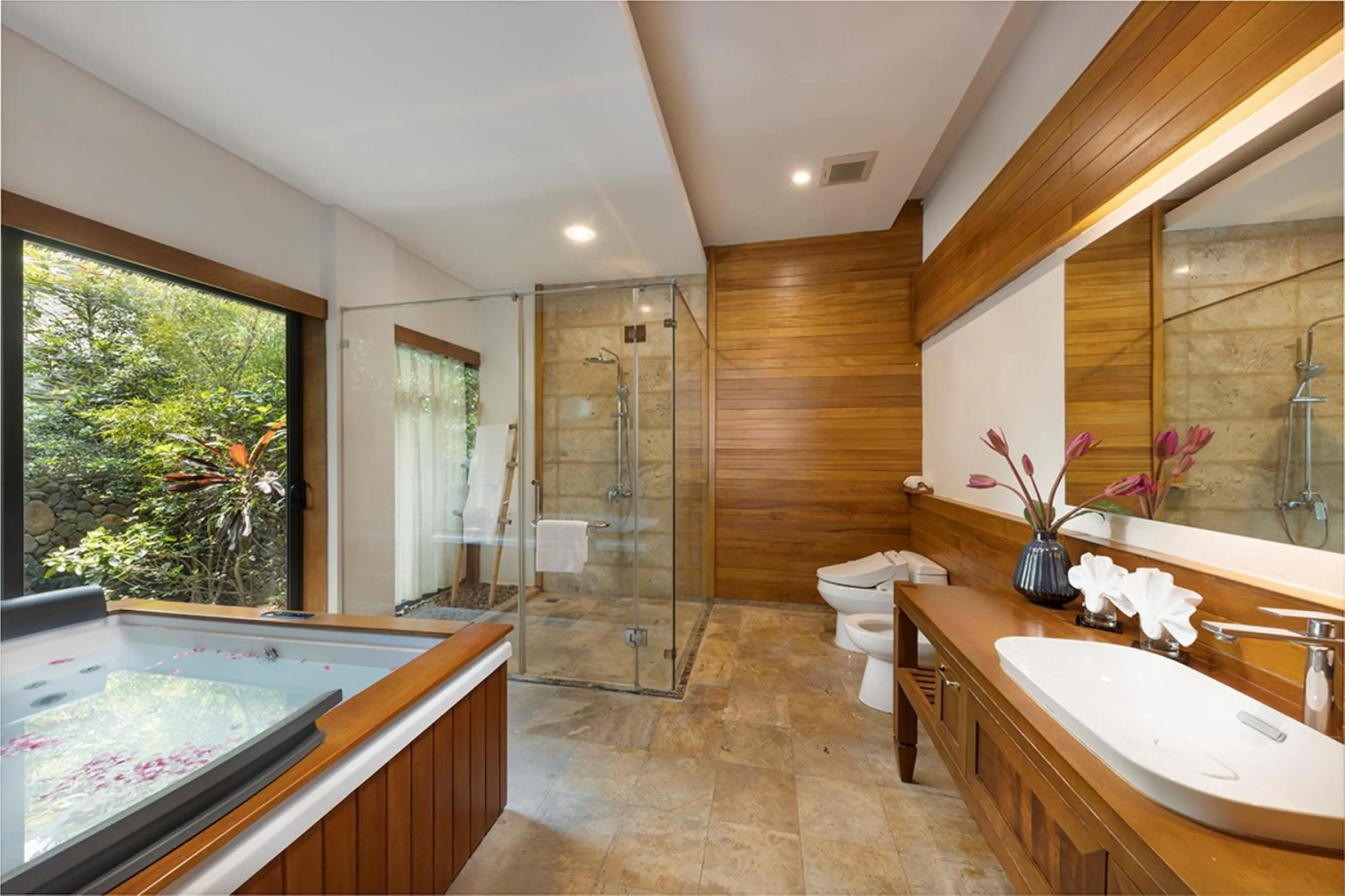 Bathroom in Serena Kim Boi Resort - Hoa Binh