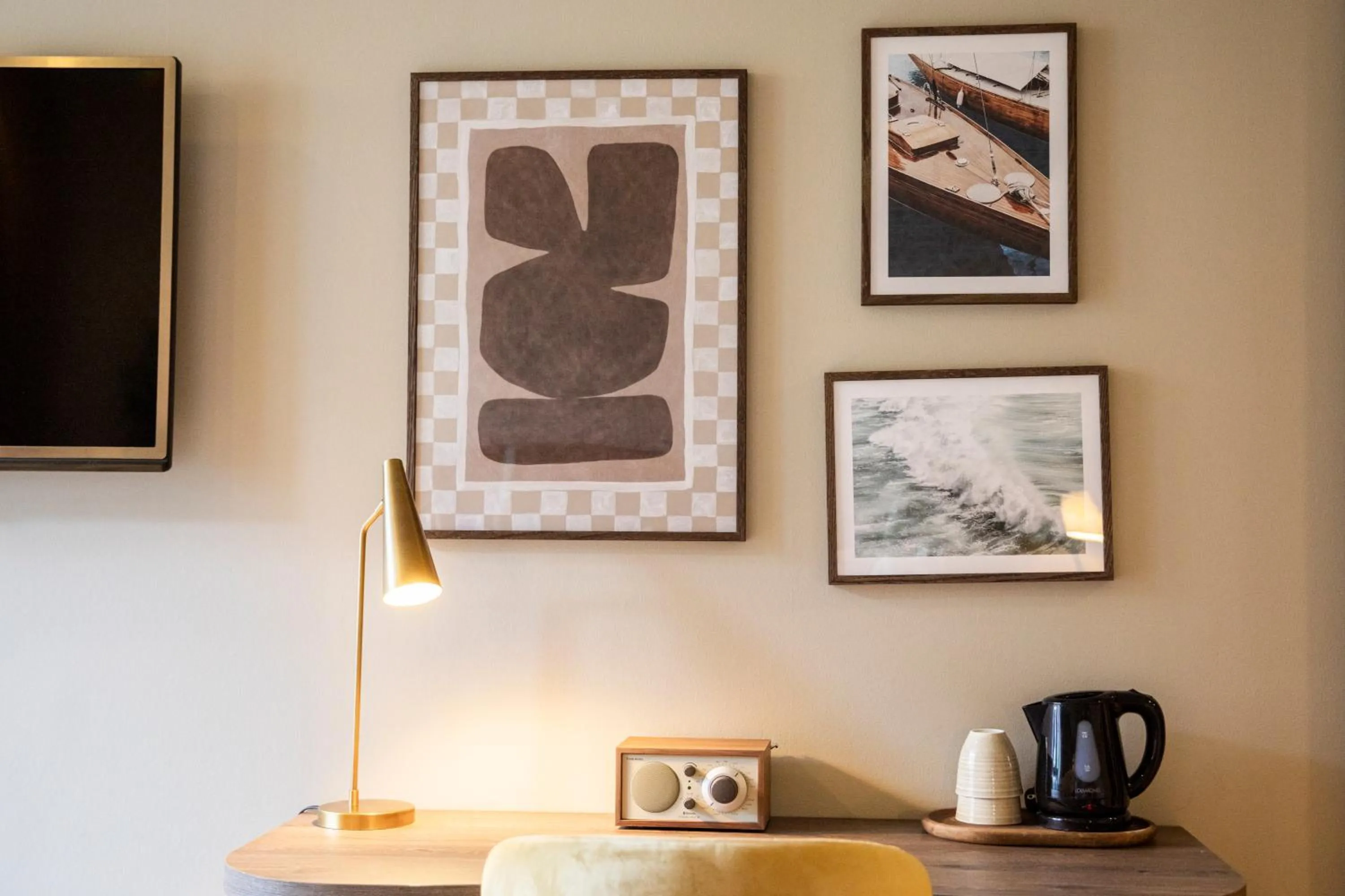 Coffee/tea facilities in Home Hotel Havnekontoret