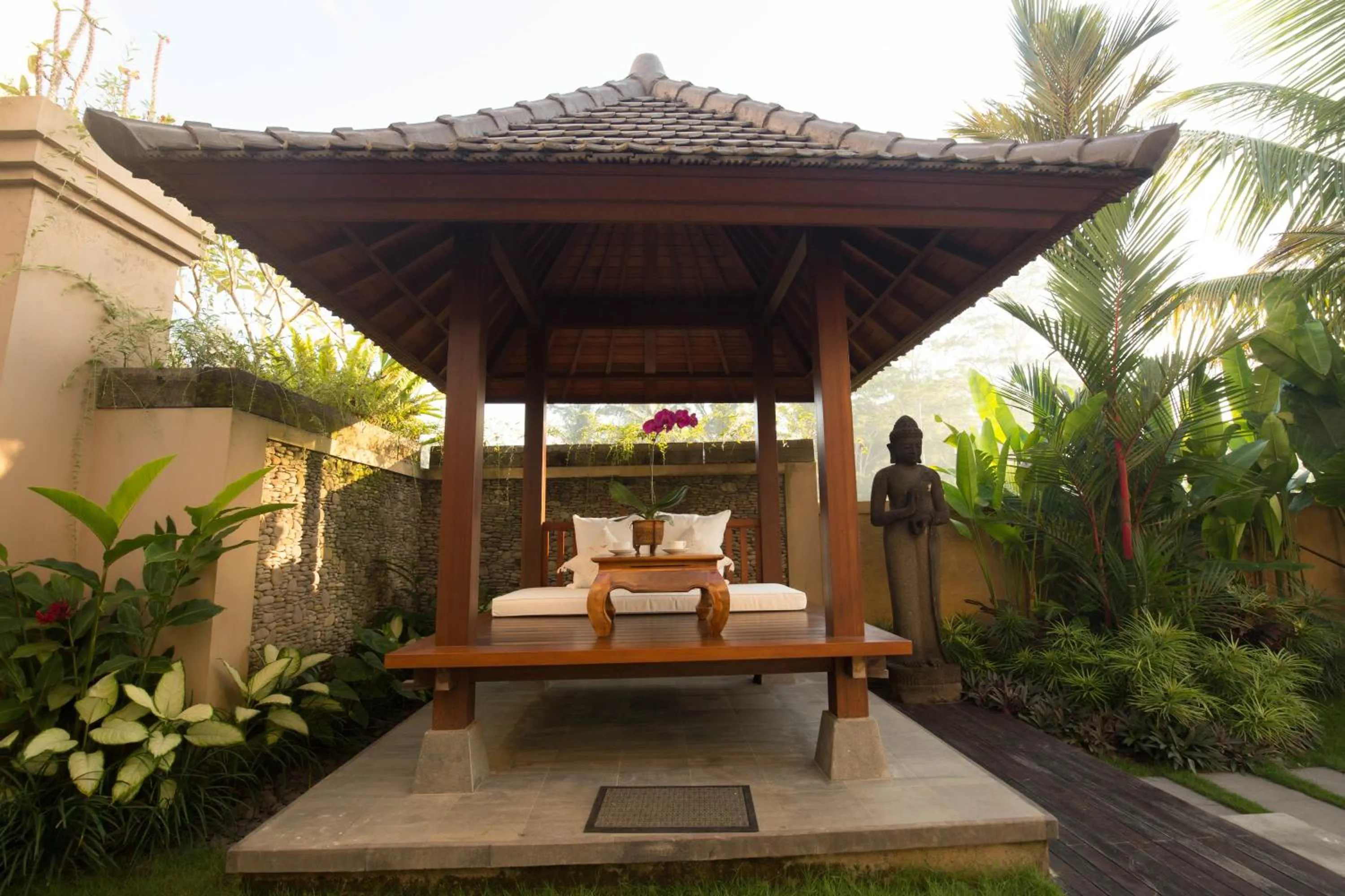 Area and facilities in Alosta Luxury Private Villa