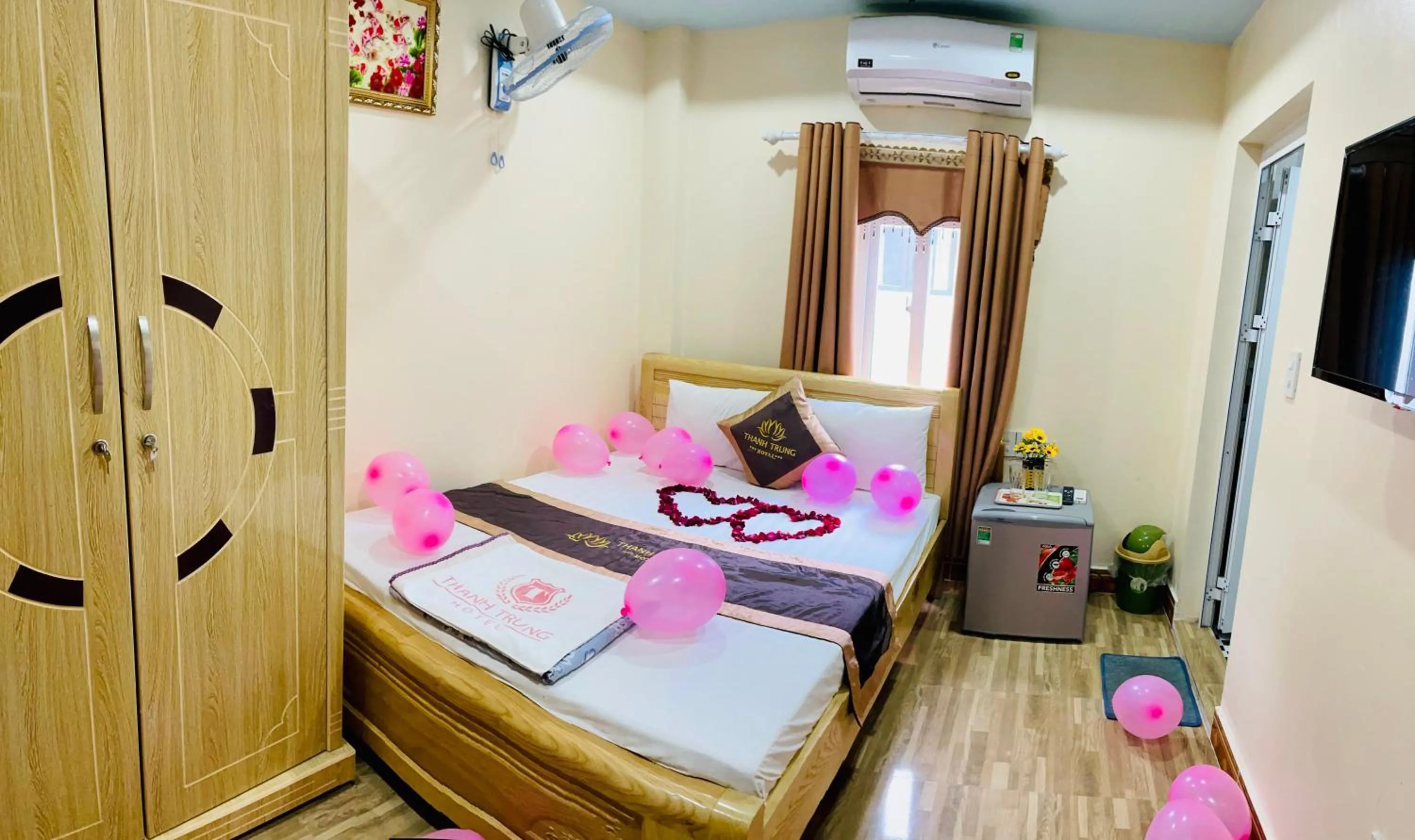 Deluxe Double Room in Thanh Trung Hotel