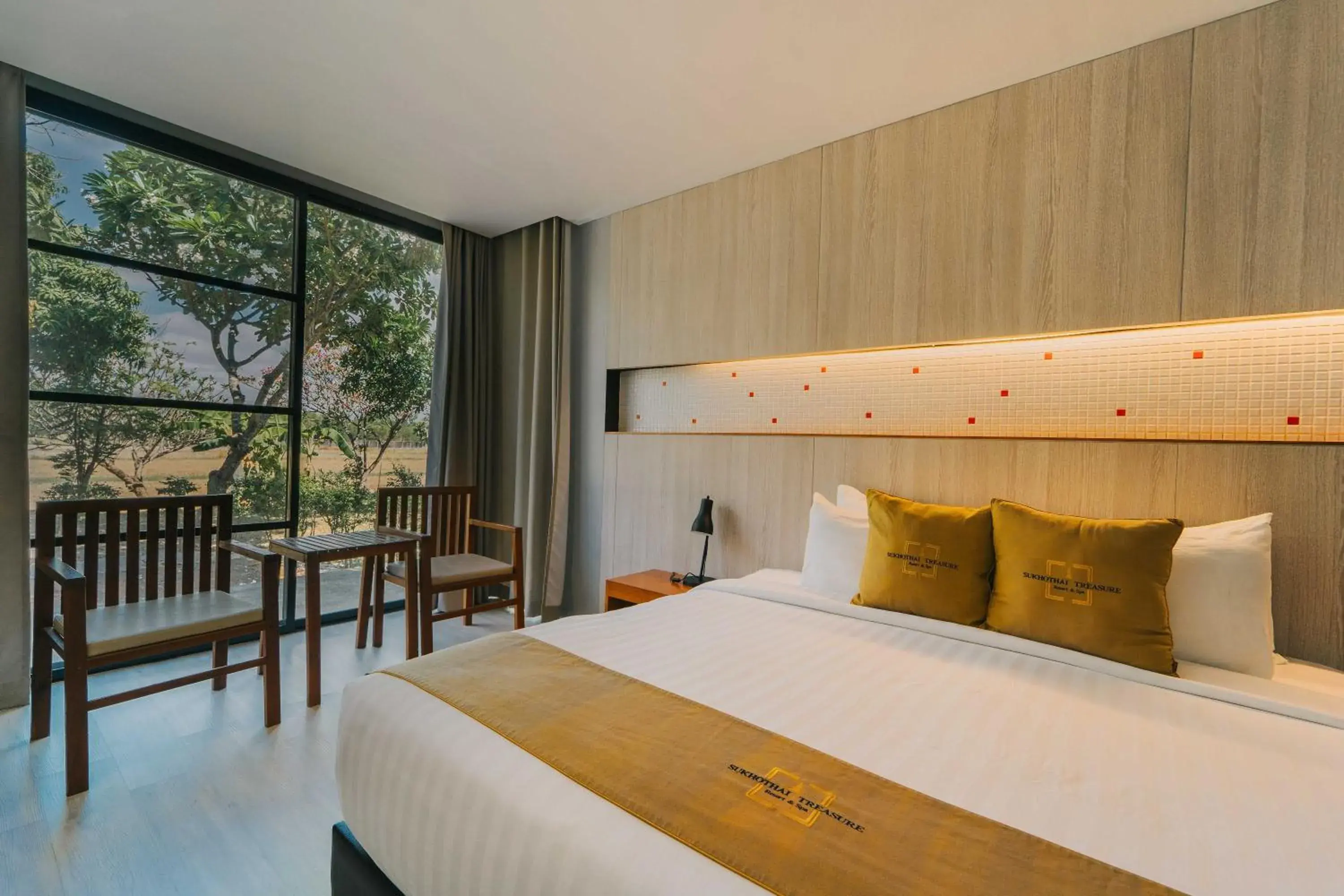 Bedroom, Bed in Sukhothai Treasure Resort & Spa Bedroom, Bed in Sukhothai Treasure Resort & Spa