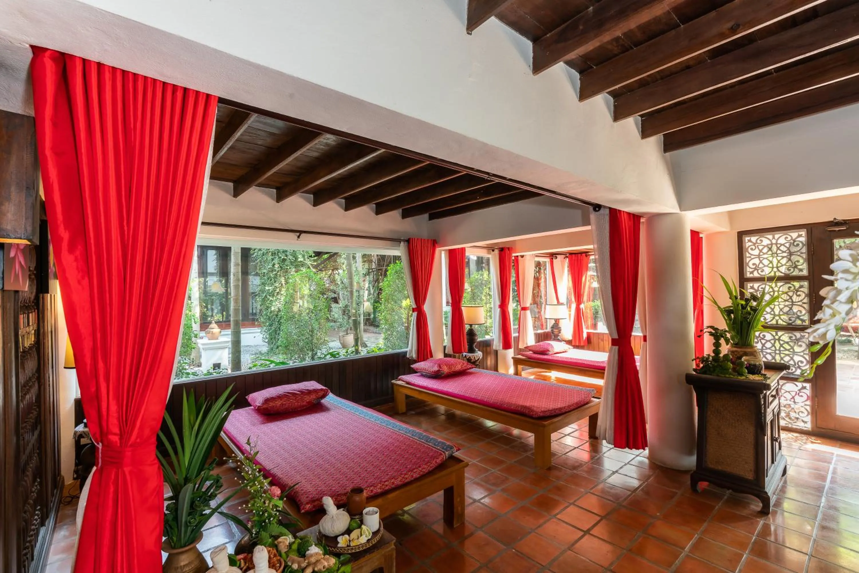 Massage in Legendha Sukhothai Hotel