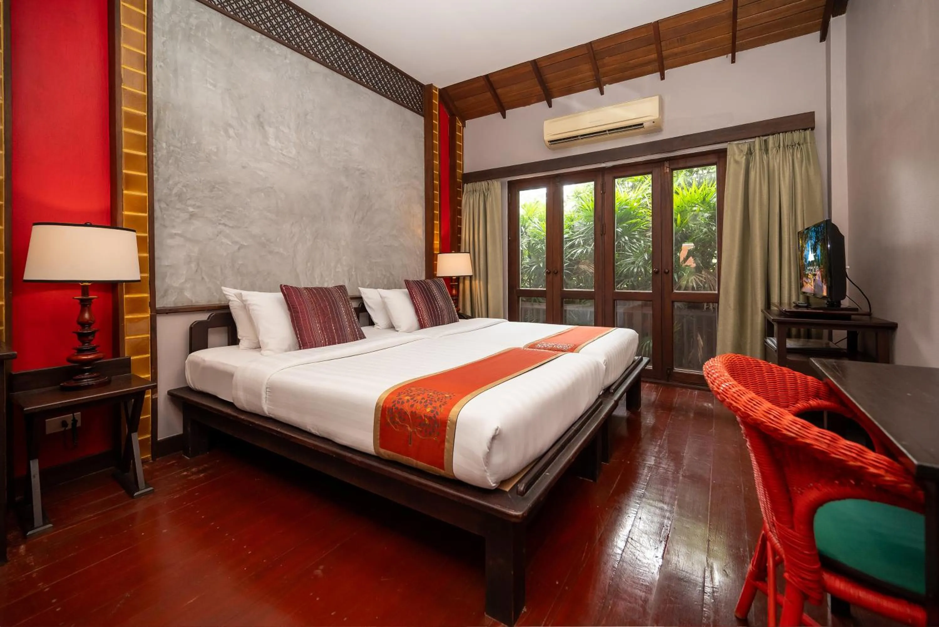 Bed in Legendha Sukhothai Hotel