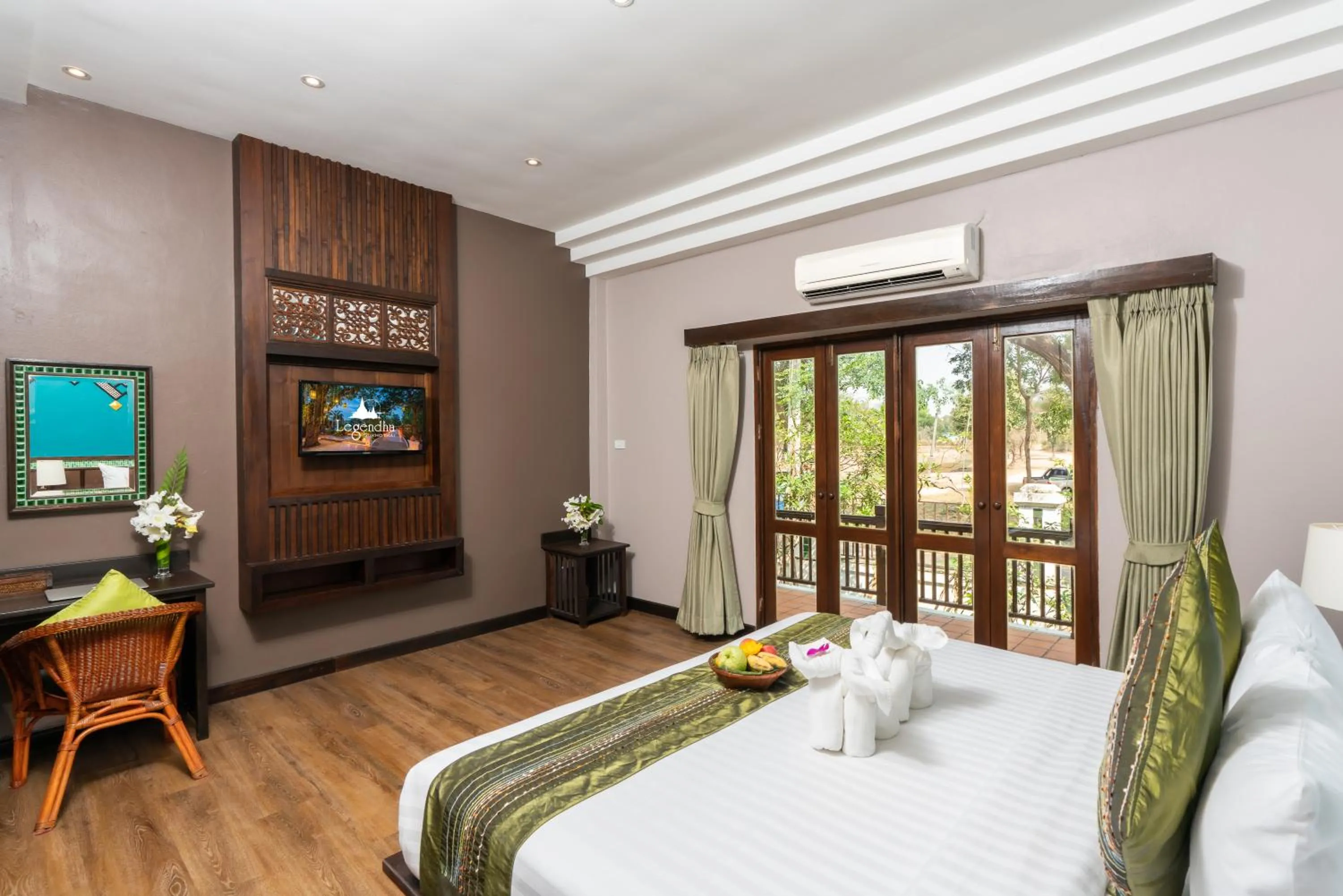 Bed in Legendha Sukhothai Hotel