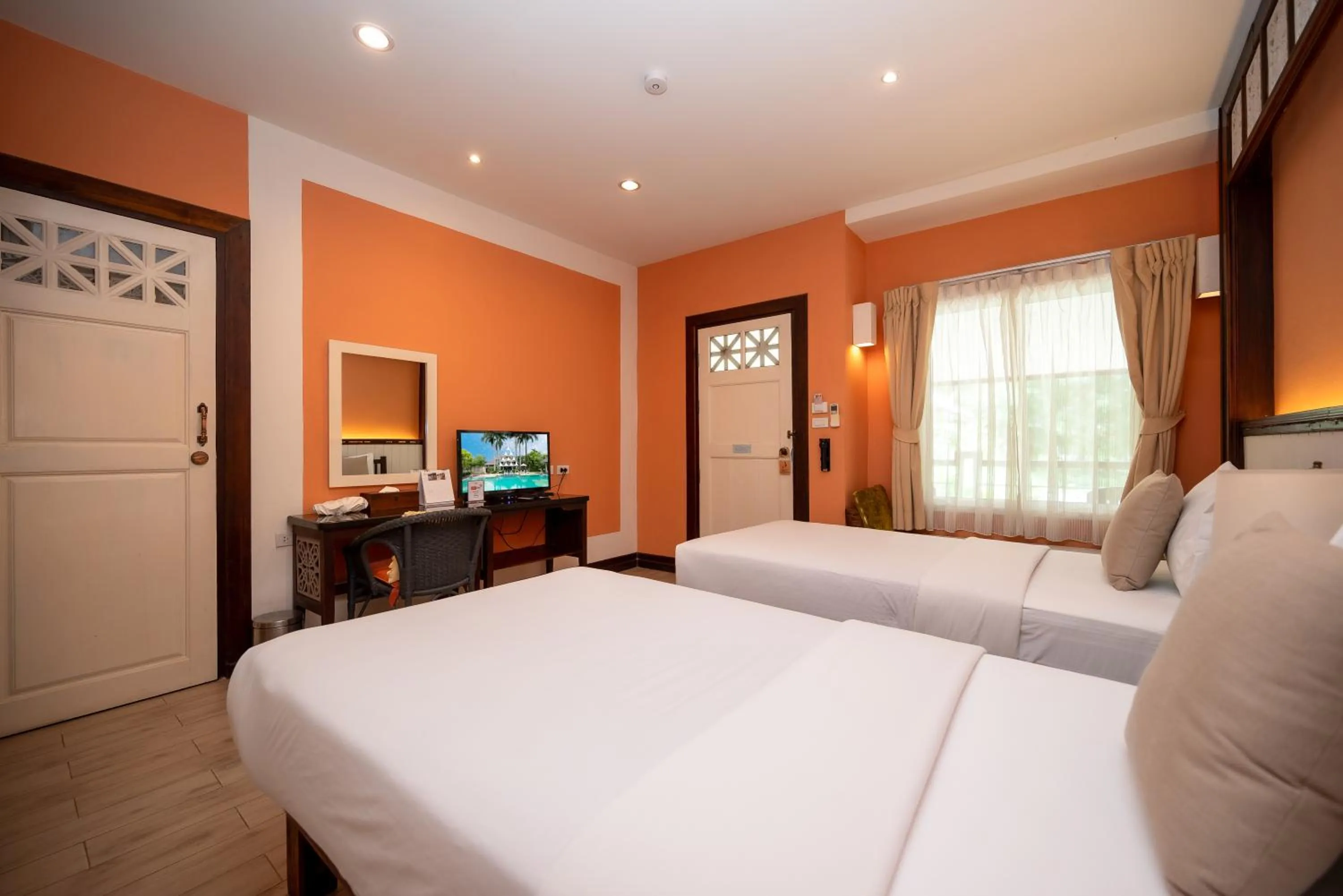 Bedroom, Bed in Le Charme Sukhothai Historical Park