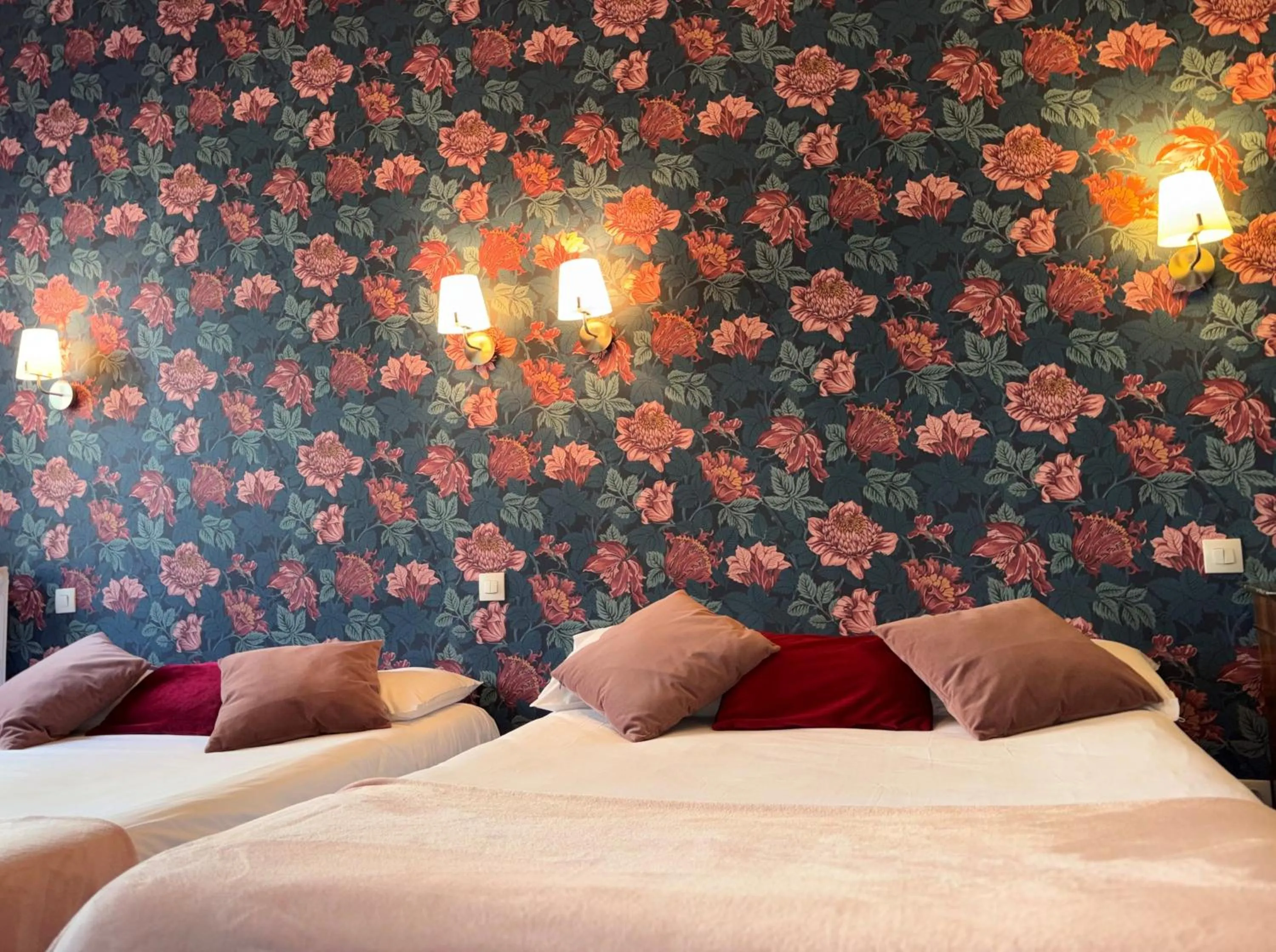 Bedroom, Bed in Hotel Mirabeau