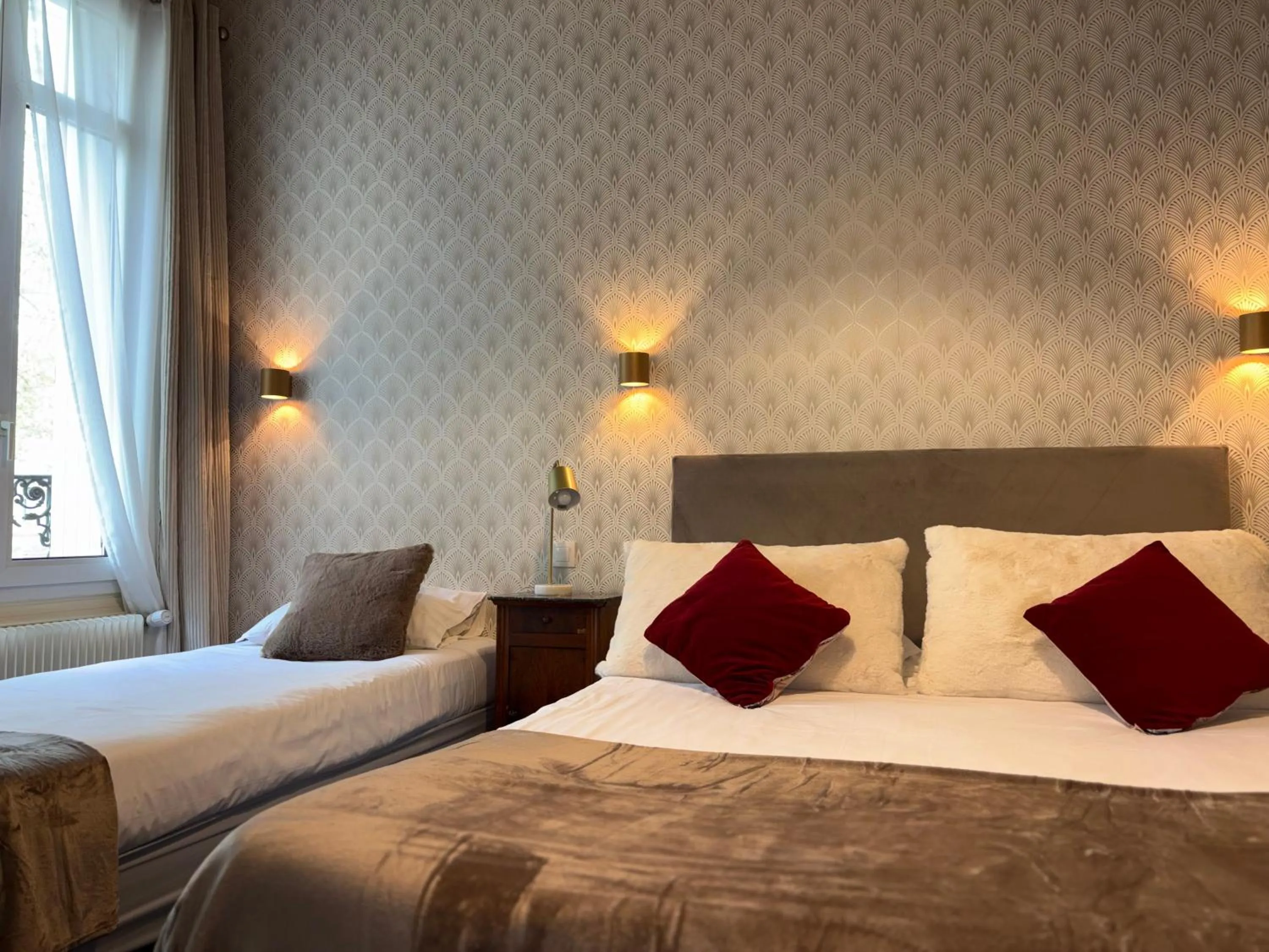 Decorative detail, Bed in Hotel Mirabeau