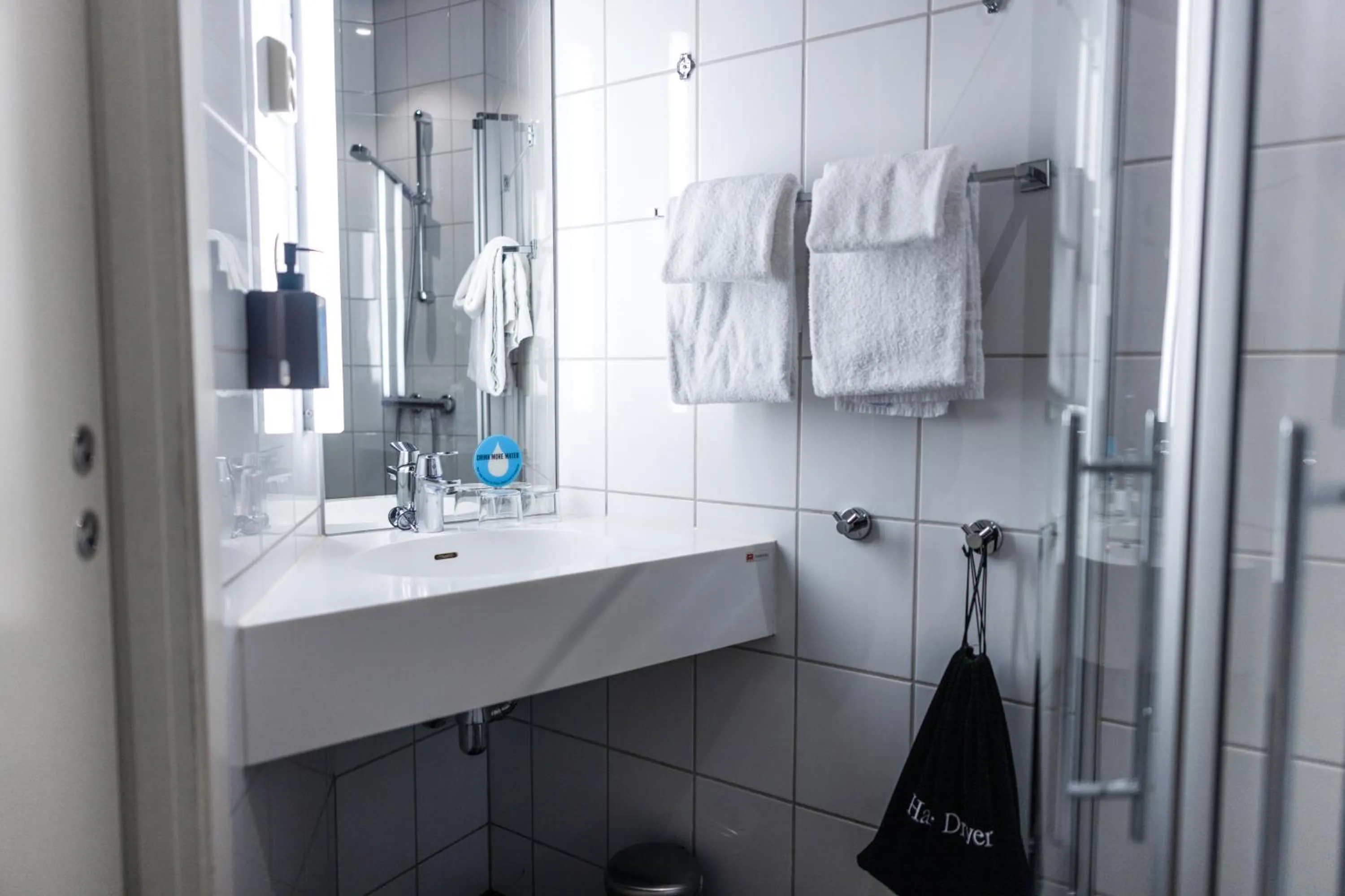 Shower in Comfort Hotel Bergen