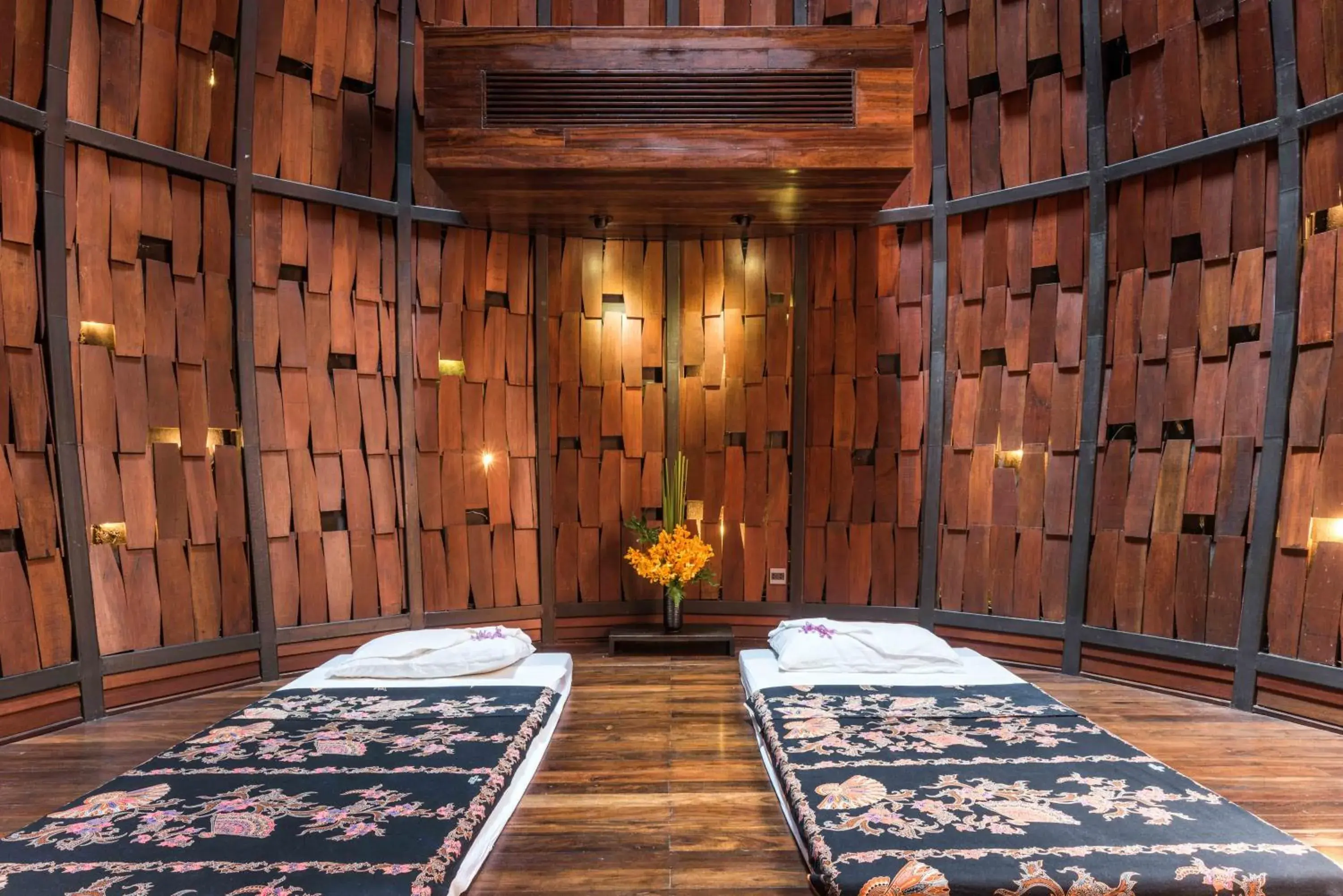 Massage, Bed in The Tubkaak Krabi Boutique Resort Massage, Bed in The Tubkaak Krabi Boutique Resort