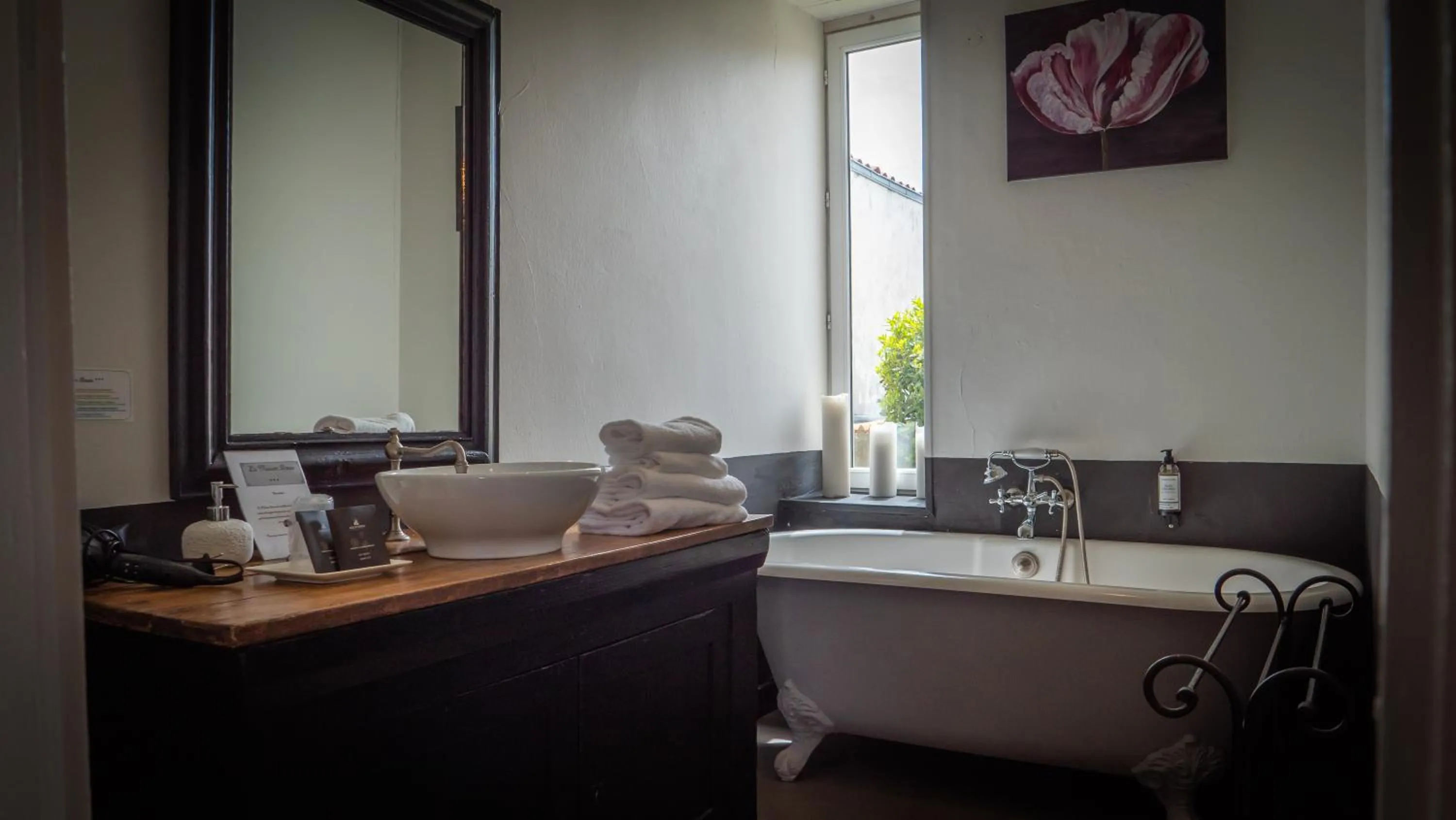 Bathroom in La Maison Douce