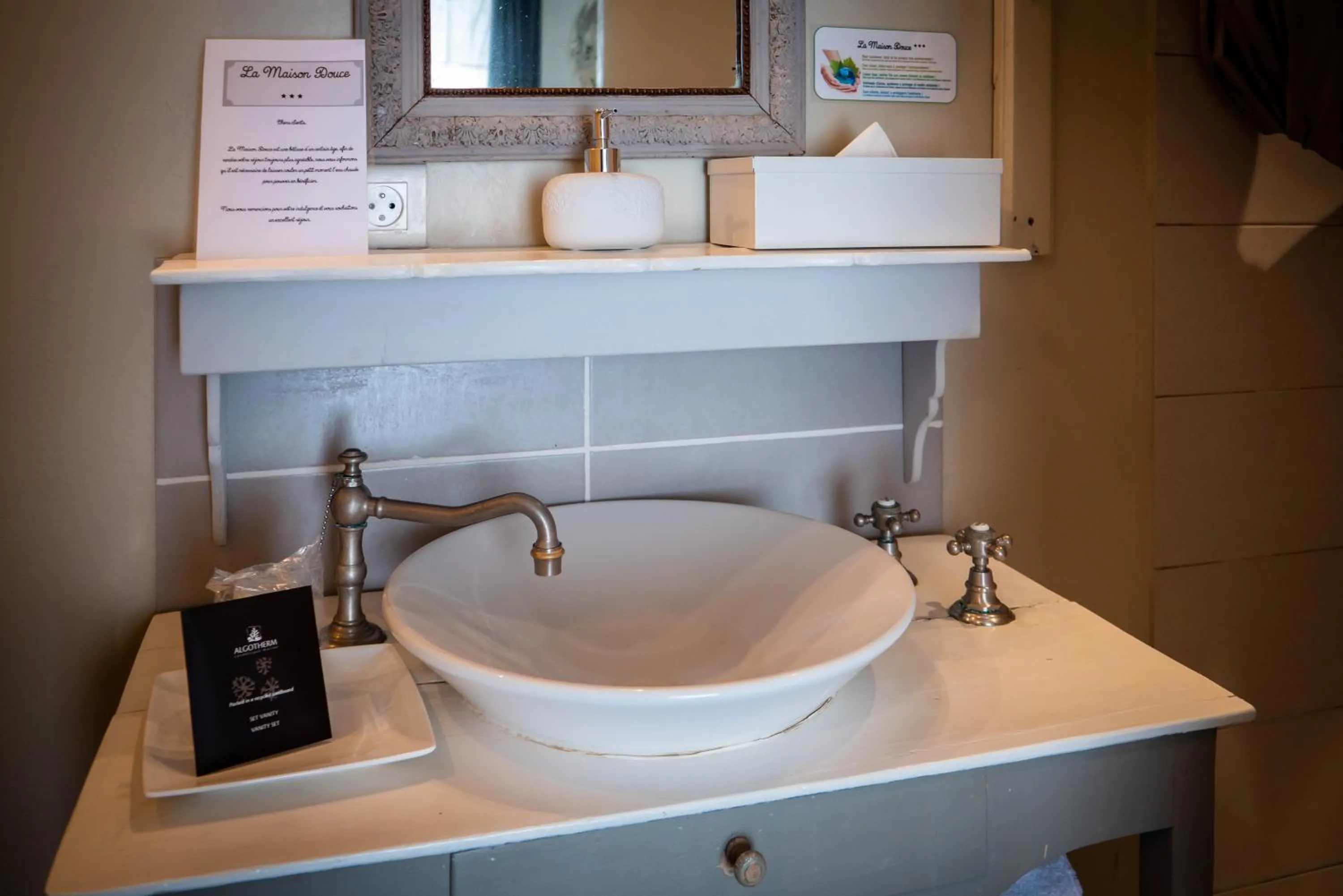 Bathroom in La Maison Douce