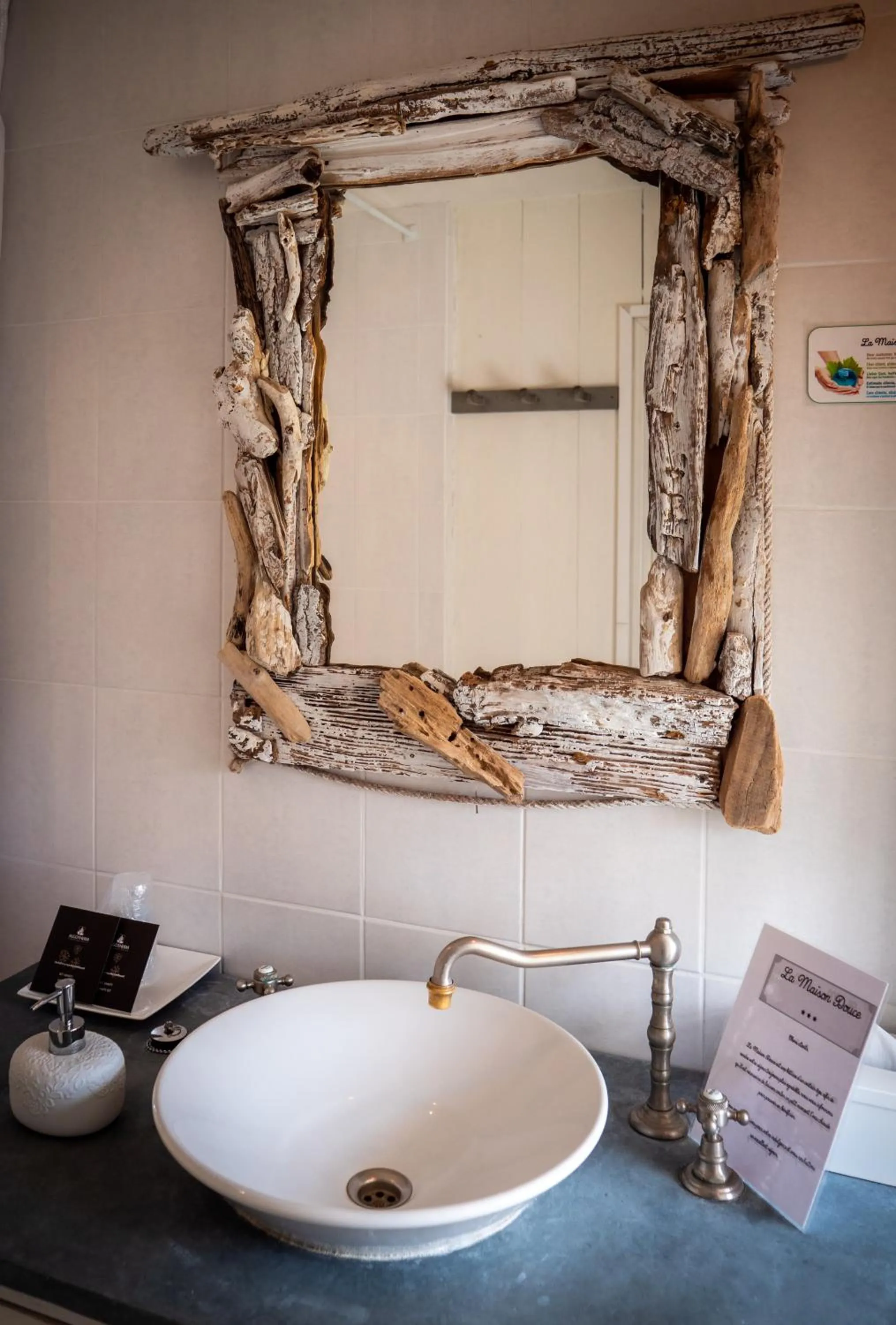 Bathroom in La Maison Douce