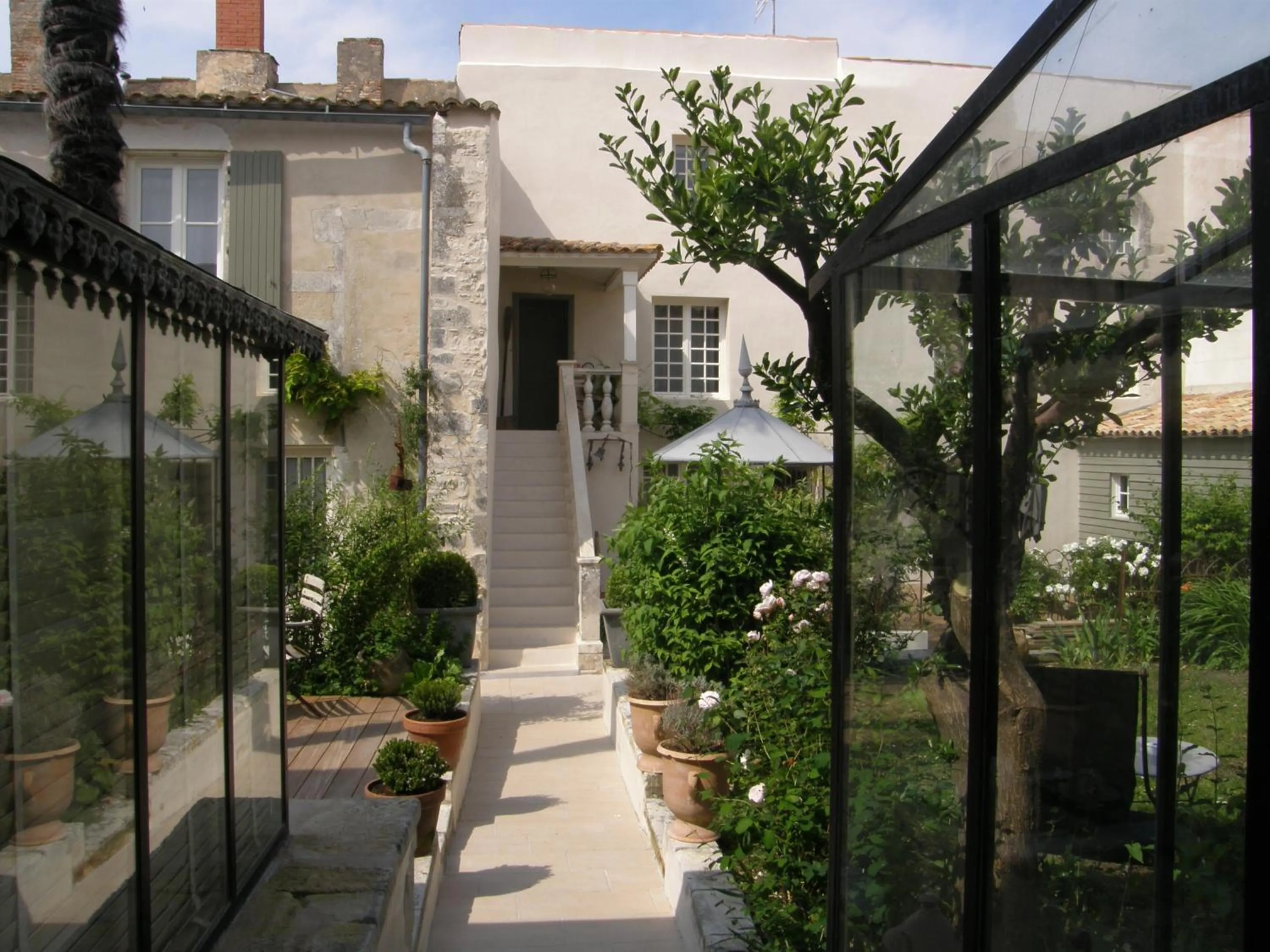 Garden in La Maison Douce