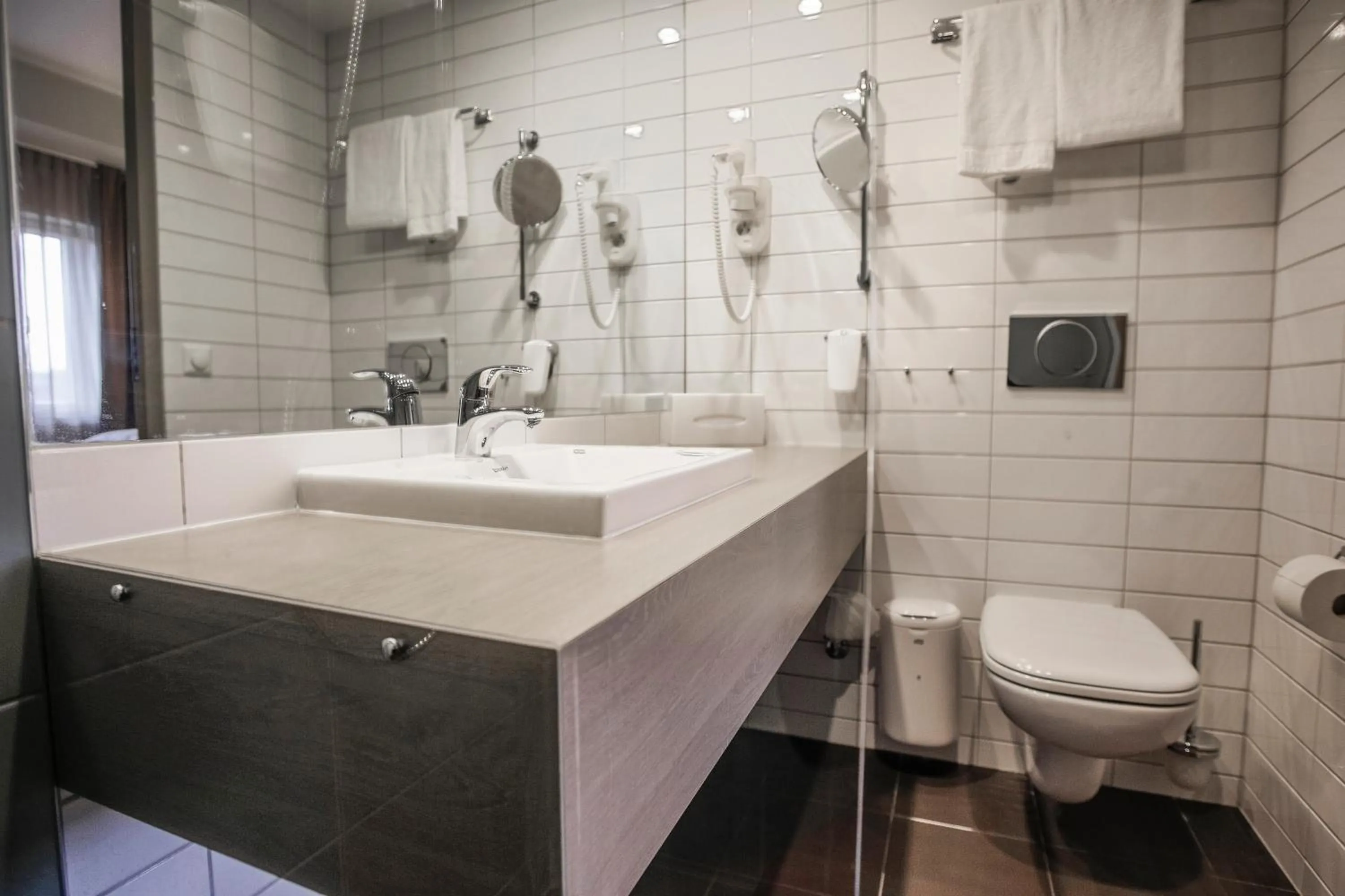 Shower in Quality Hotel Edvard Grieg