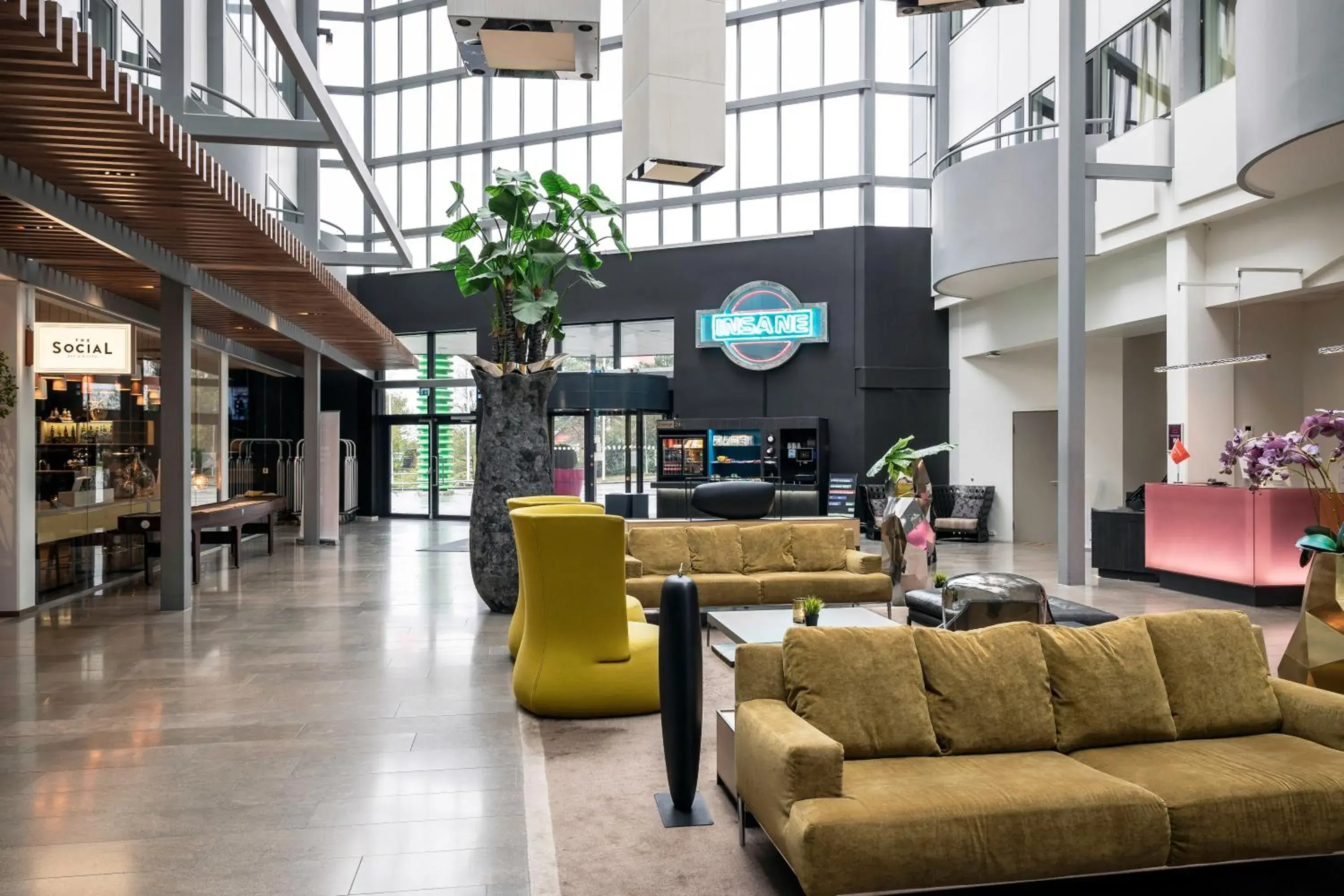 Facade/entrance in Quality Hotel Edvard Grieg Facade/entrance in Quality Hotel Edvard Grieg