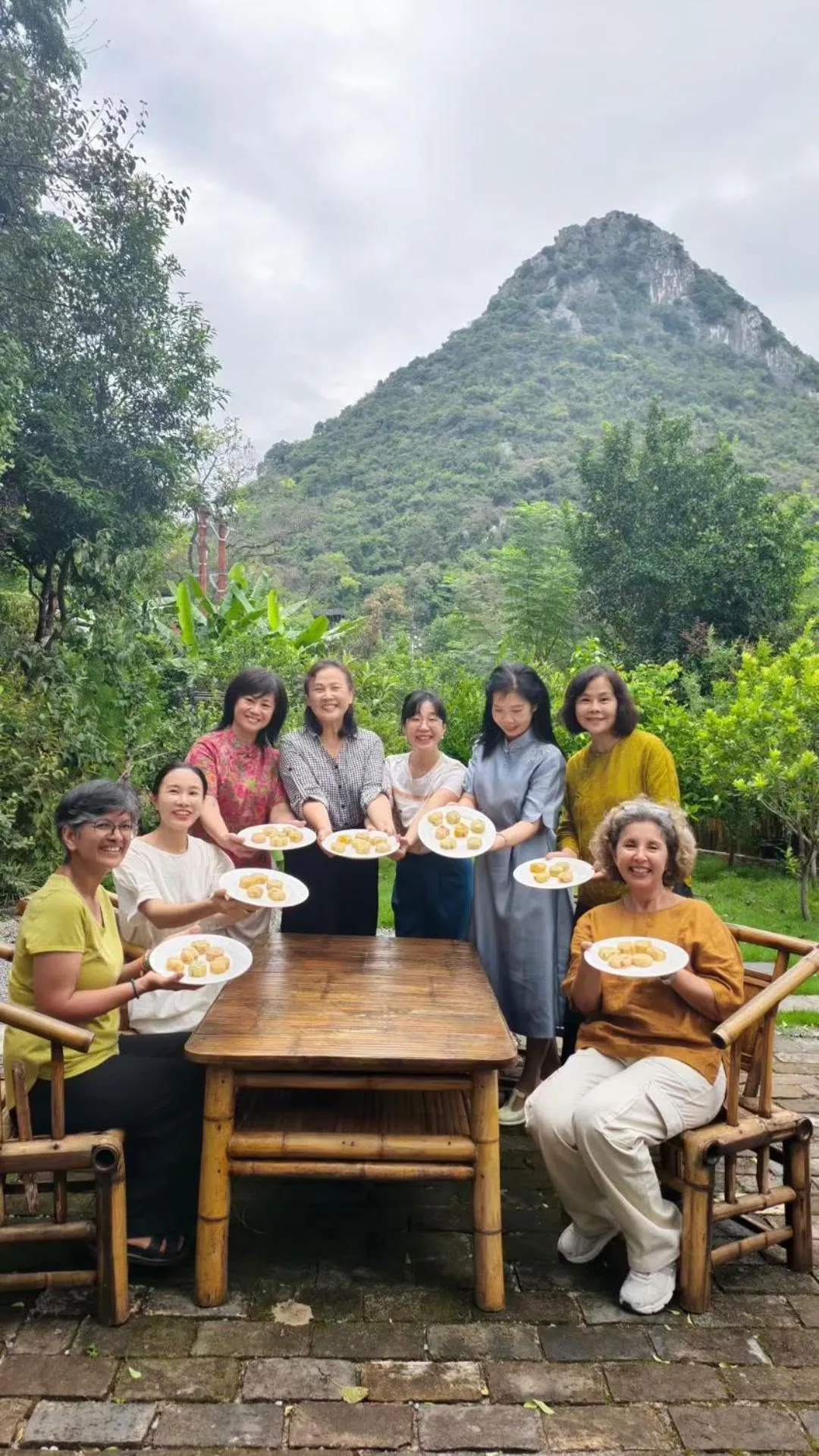 People in Guilin HeShe Lakeside Resort