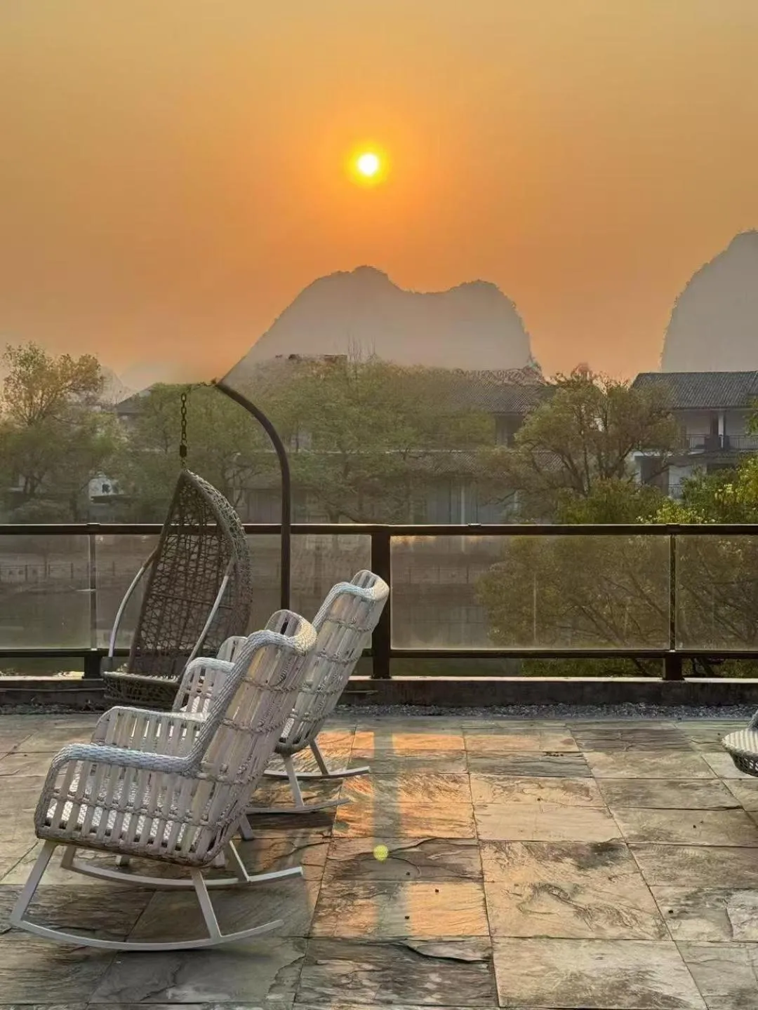 Sunrise in Guilin HeShe Lakeside Resort