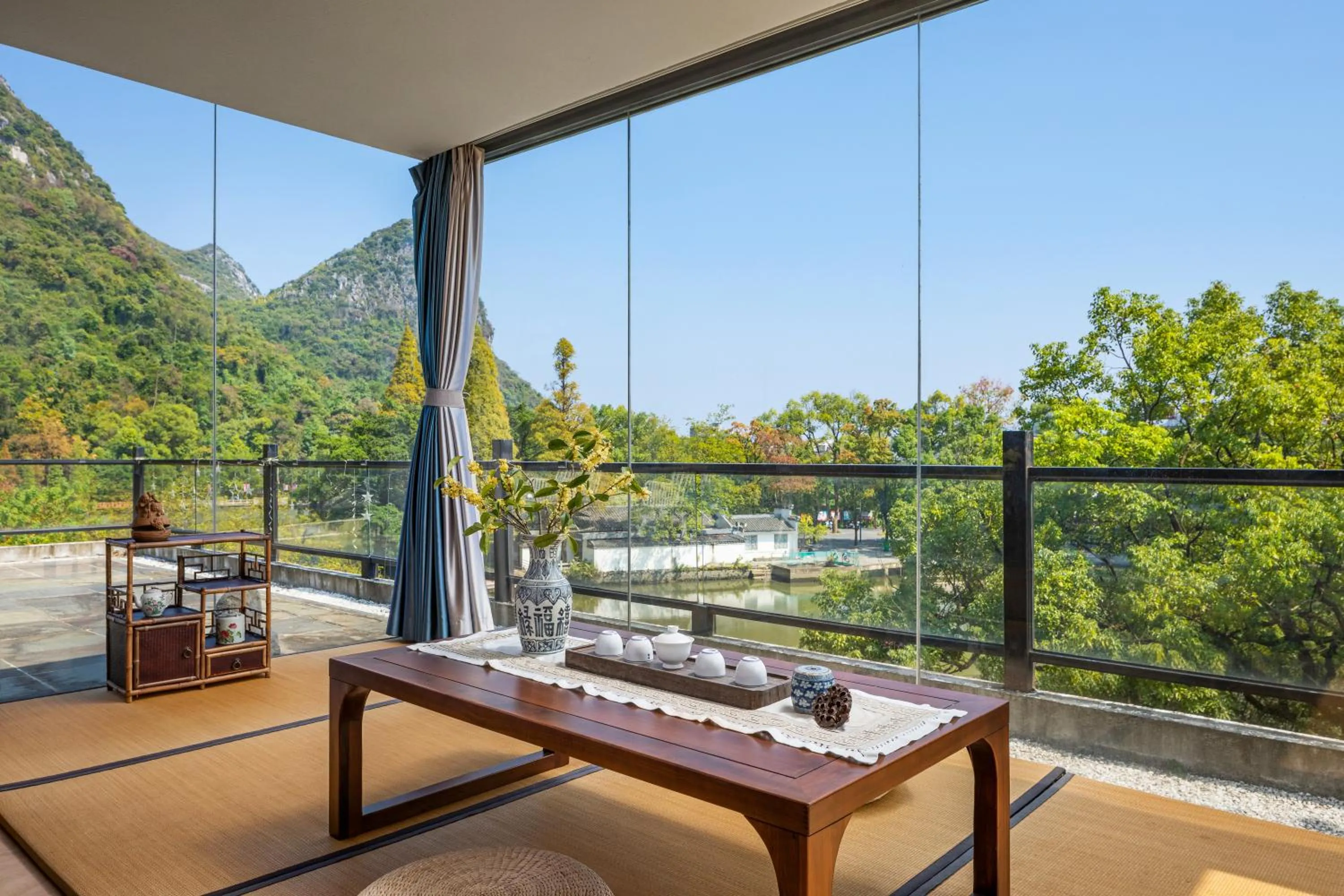Natural landscape in Guilin HeShe Lakeside Resort
