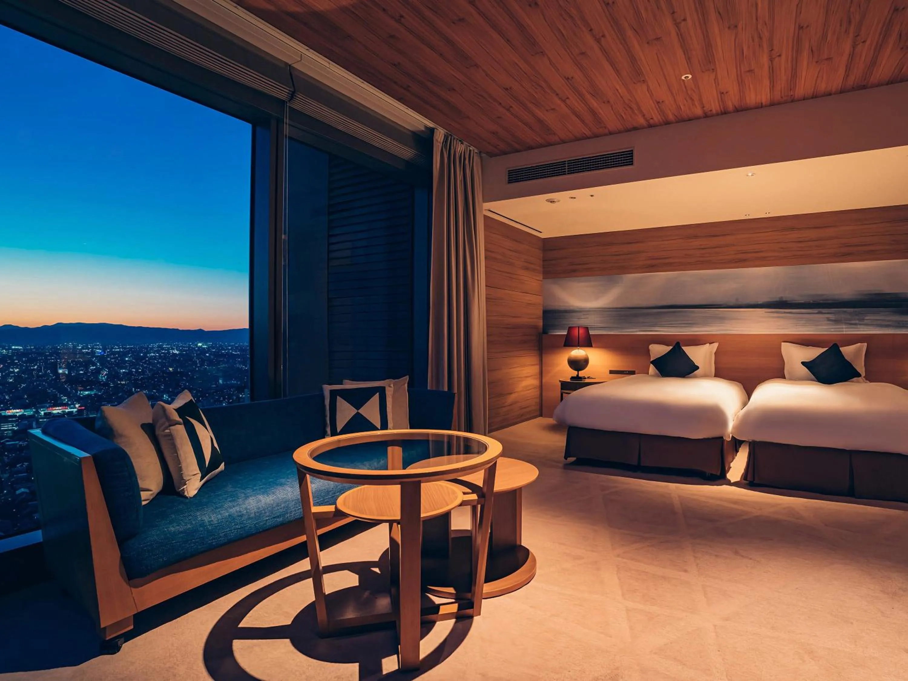 Deluxe Corner Twin Room with Club Lounge Access ( 3 adult ) in Nagoya Prince Hotel Sky Tower