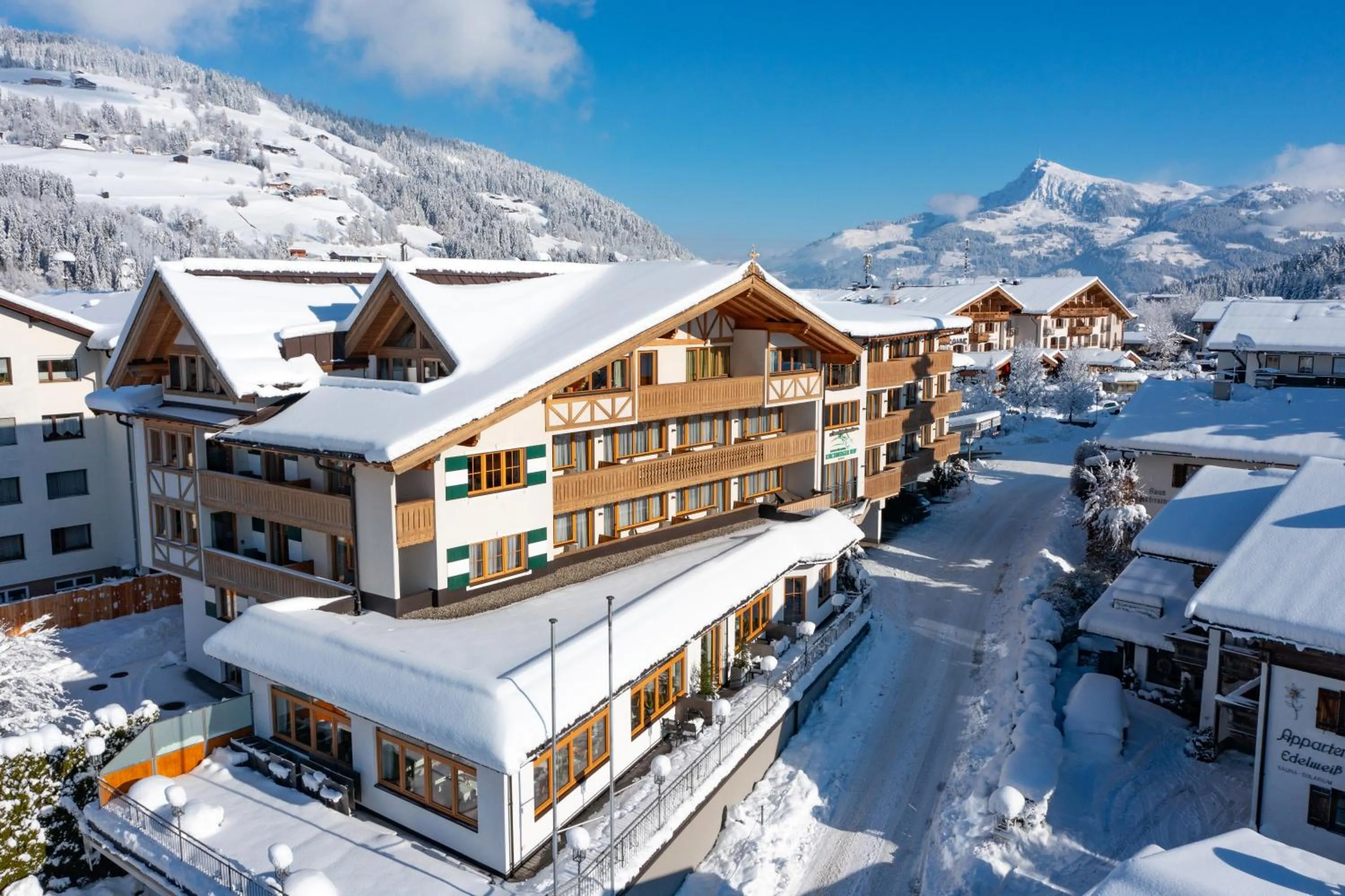 Property building in Alpen Glück Hotel Kirchberger Hof