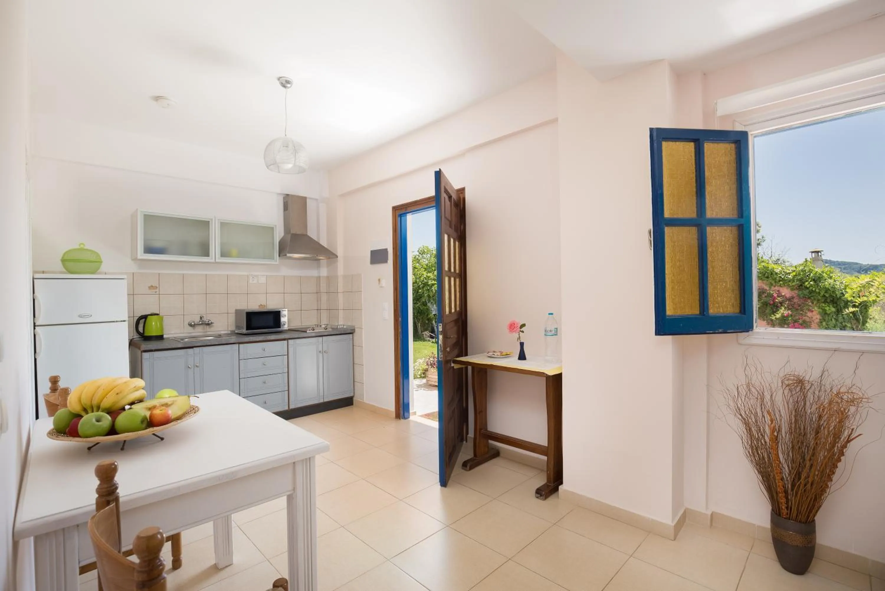 Kitchen or kitchenette in The Wave