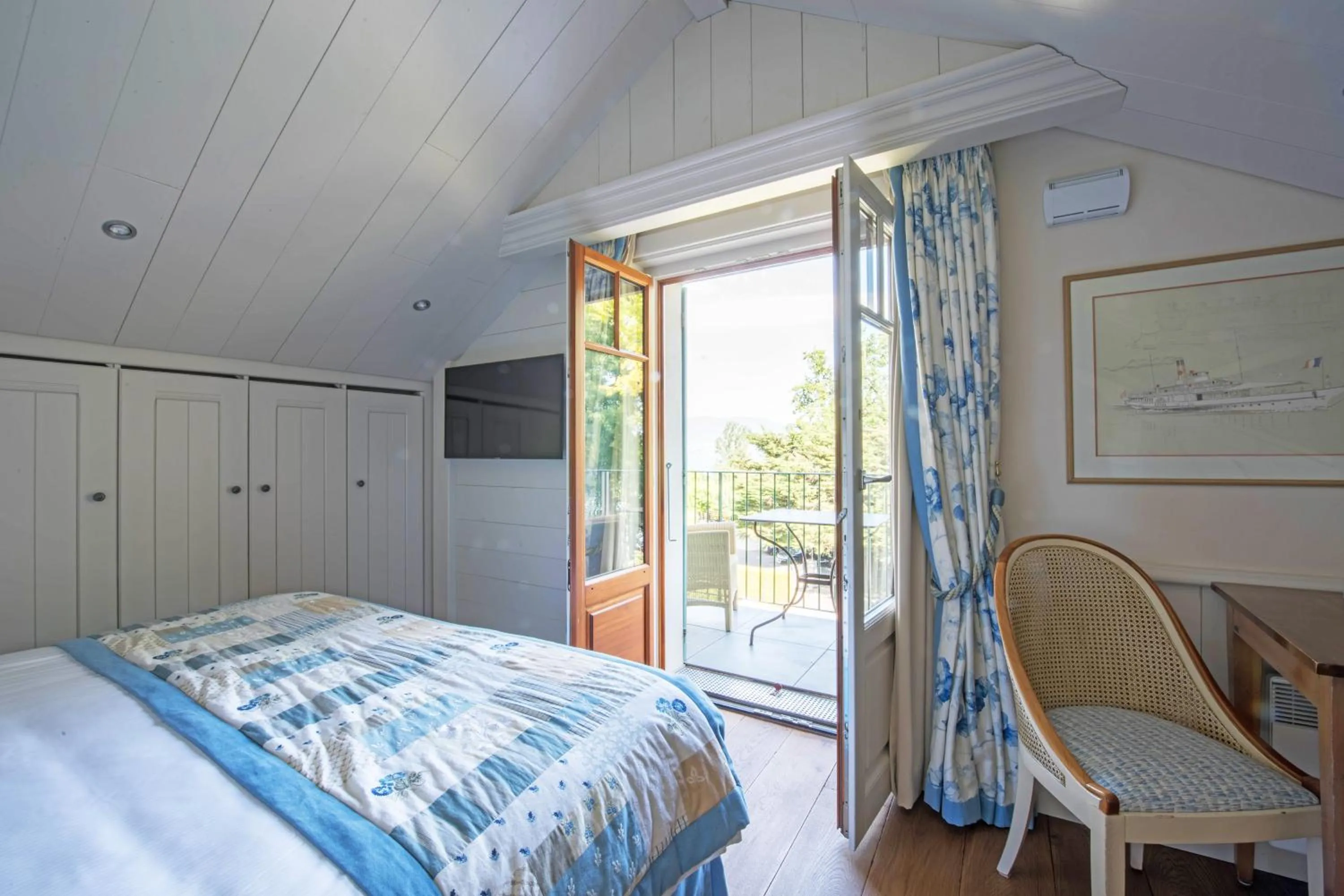Balcony/Terrace, Bed in Villa Cécile