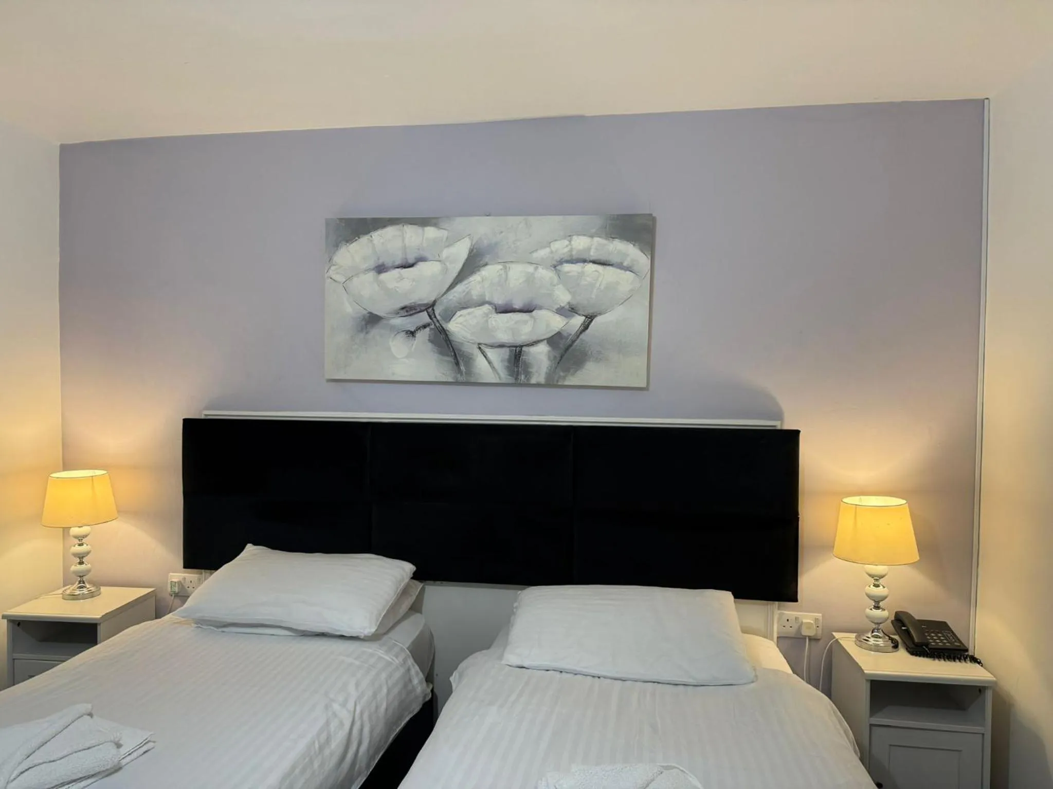 Bedroom, Bed in County Hotel