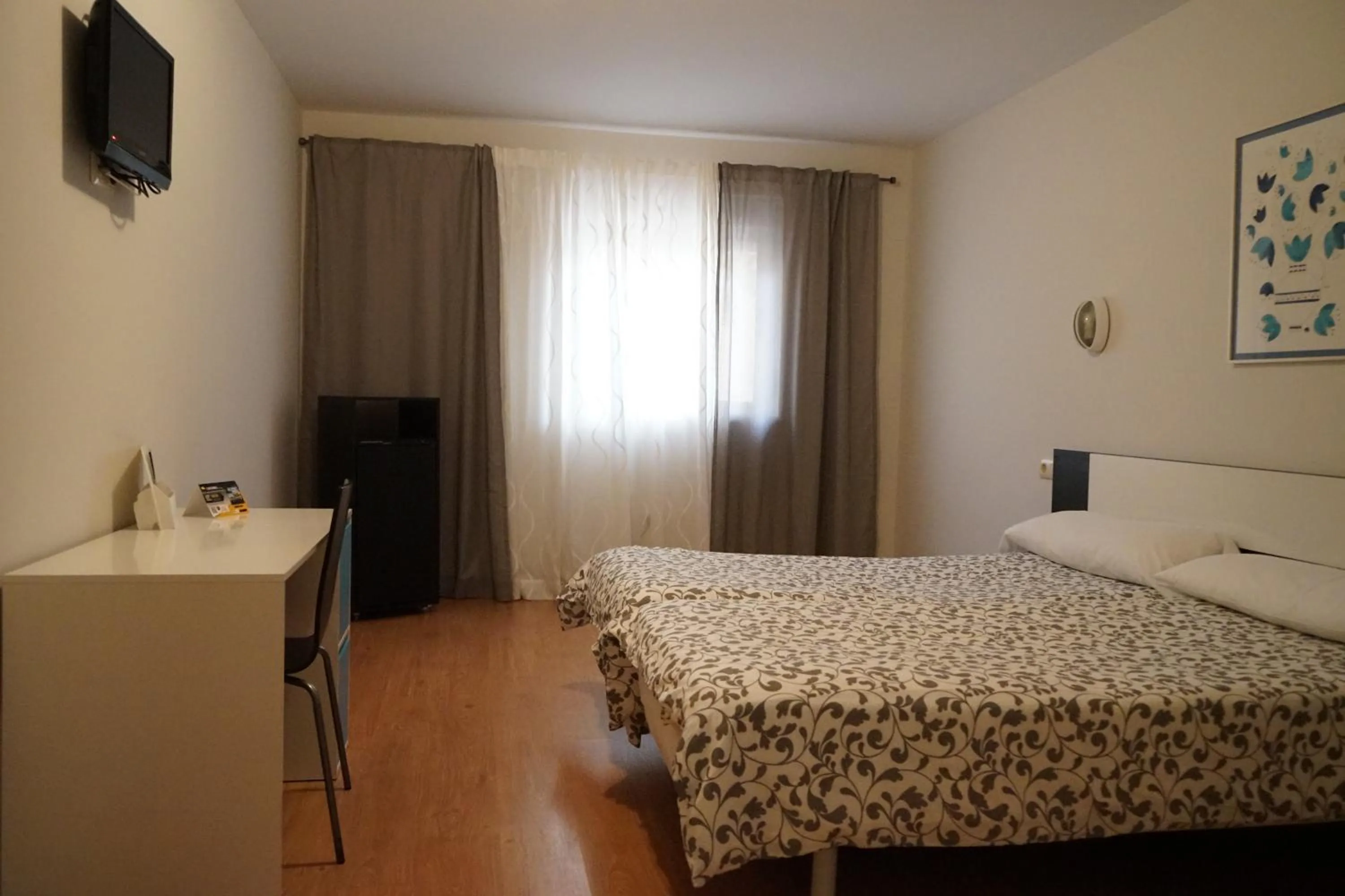 Photo of the whole room, Bed in AHC Hoteles