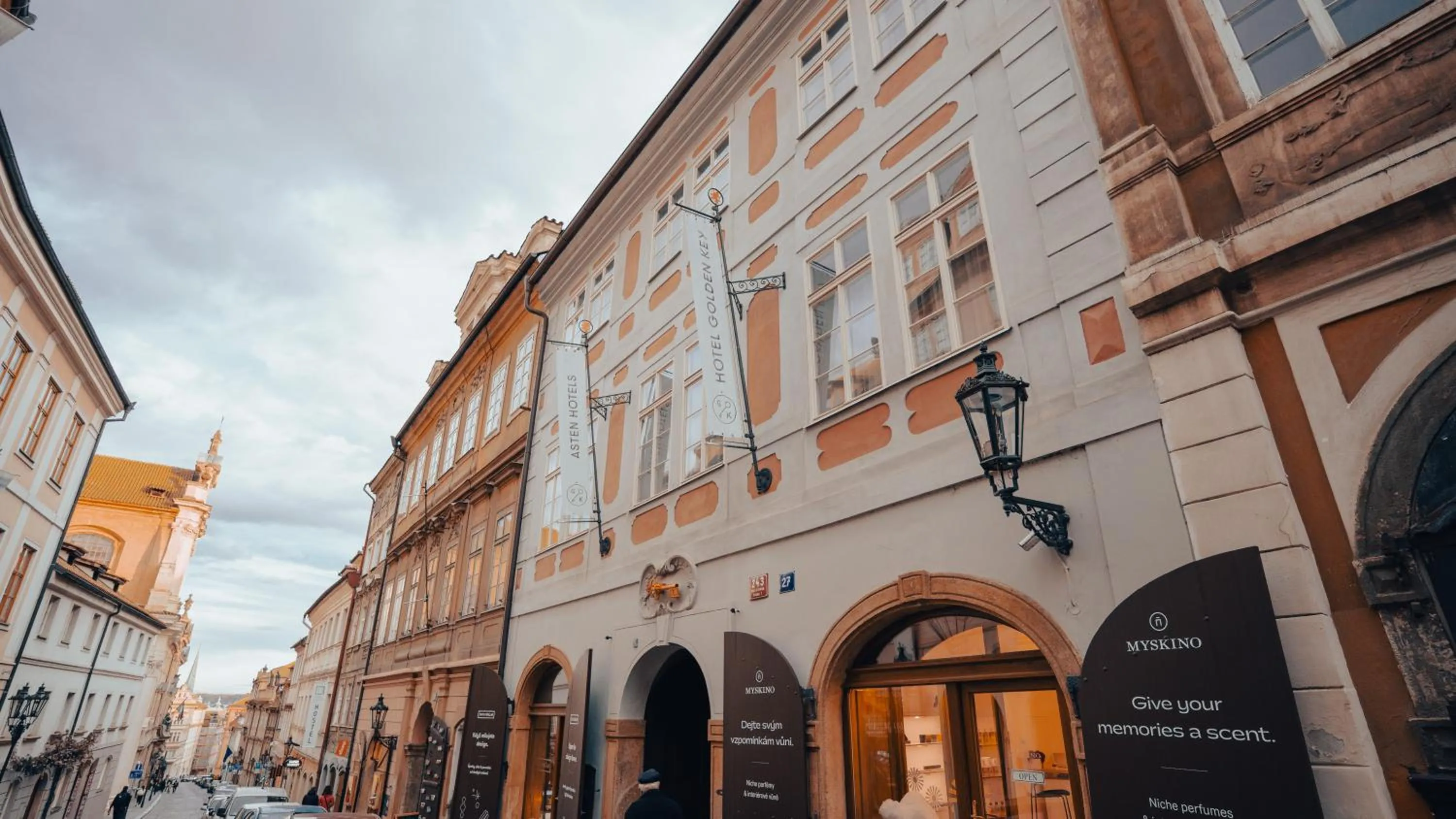 Property building in Hotel Golden Key Prague Castle