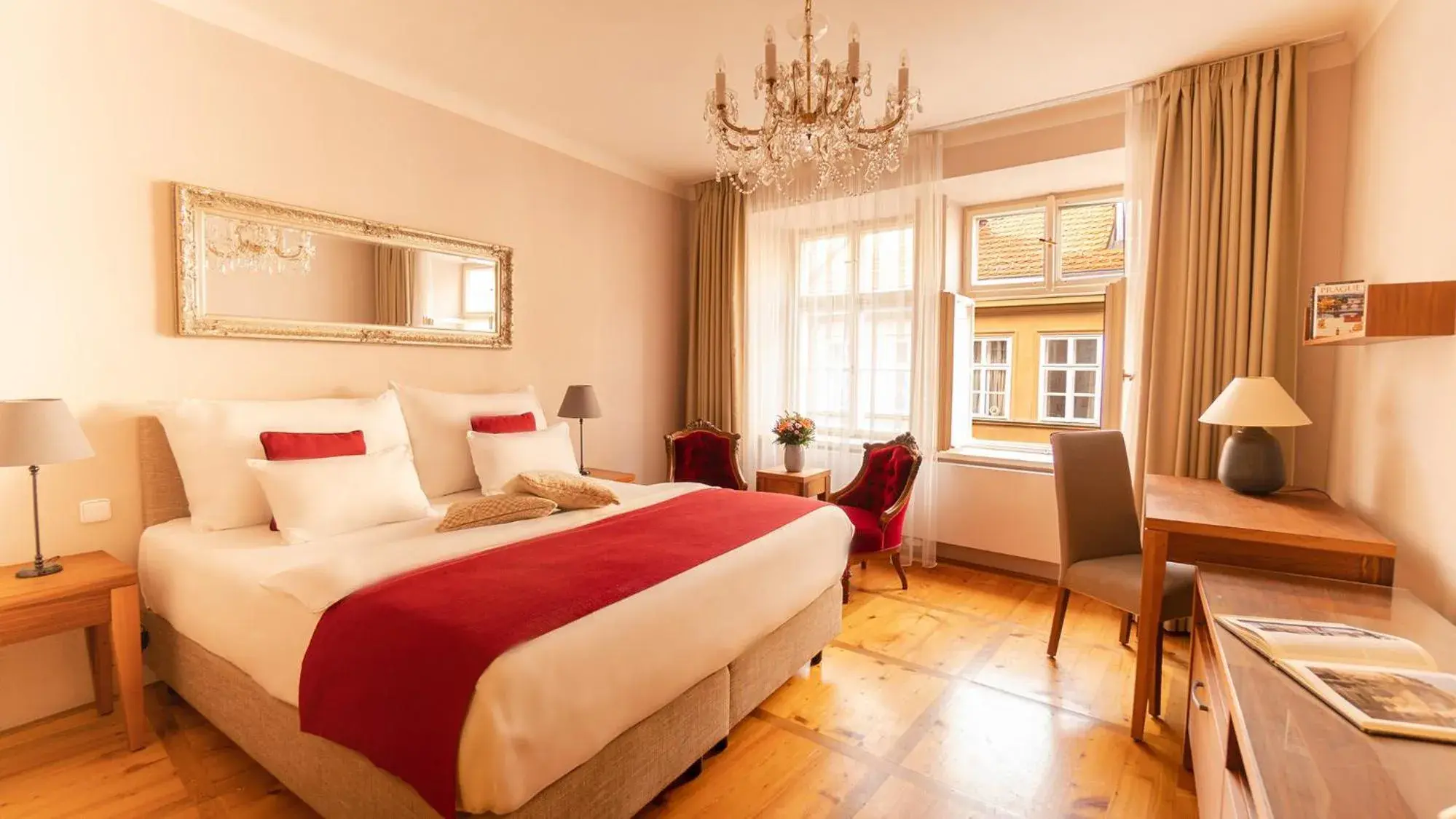 Deluxe Double or Twin Room in Hotel Golden Key Prague Castle Deluxe Double or Twin Room in Hotel Golden Key Prague Castle