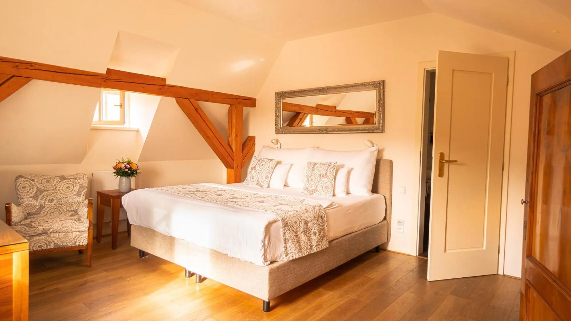 Bed in Hotel Golden Key Prague Castle