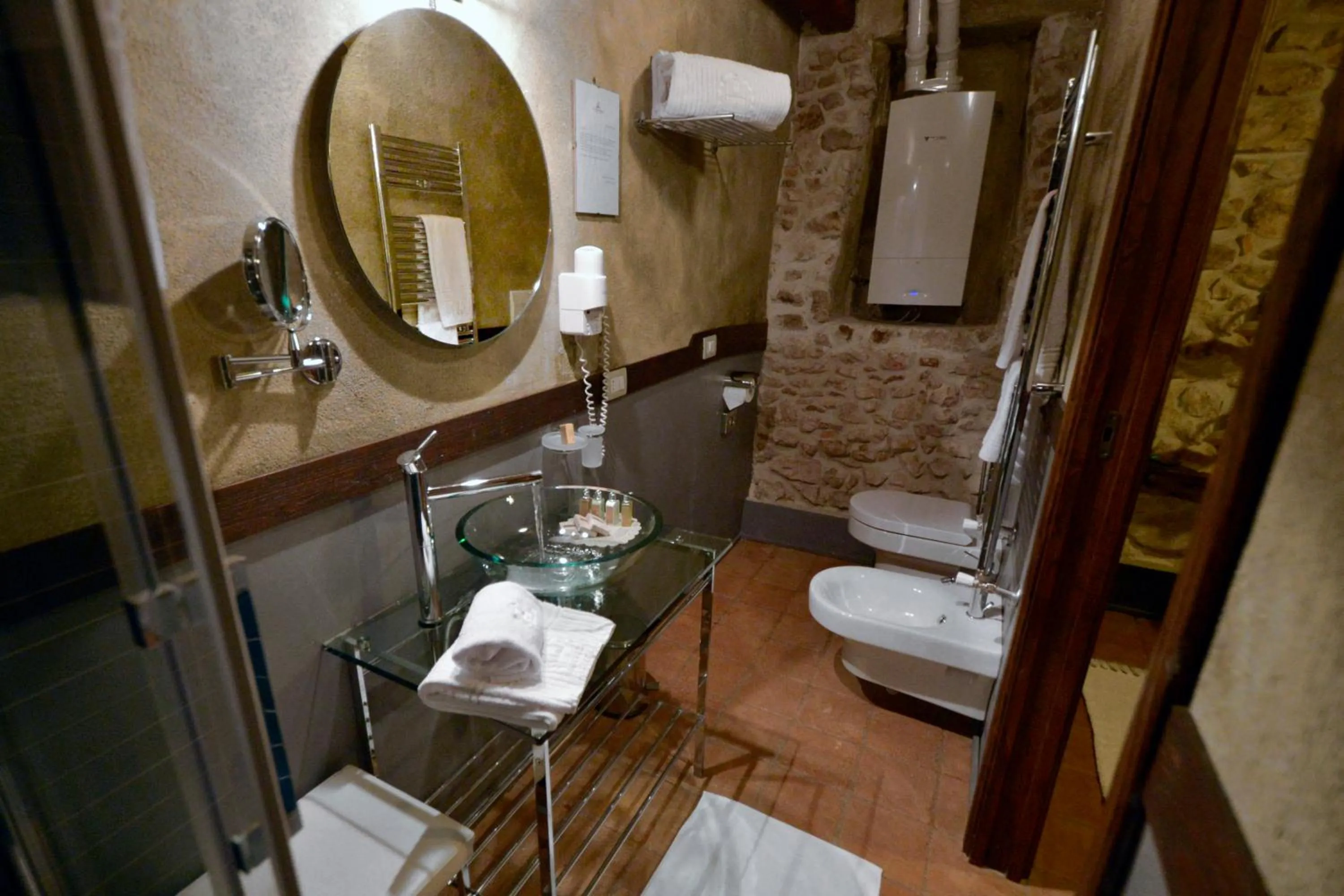 Robur Marsorum Albergo Diffuso
