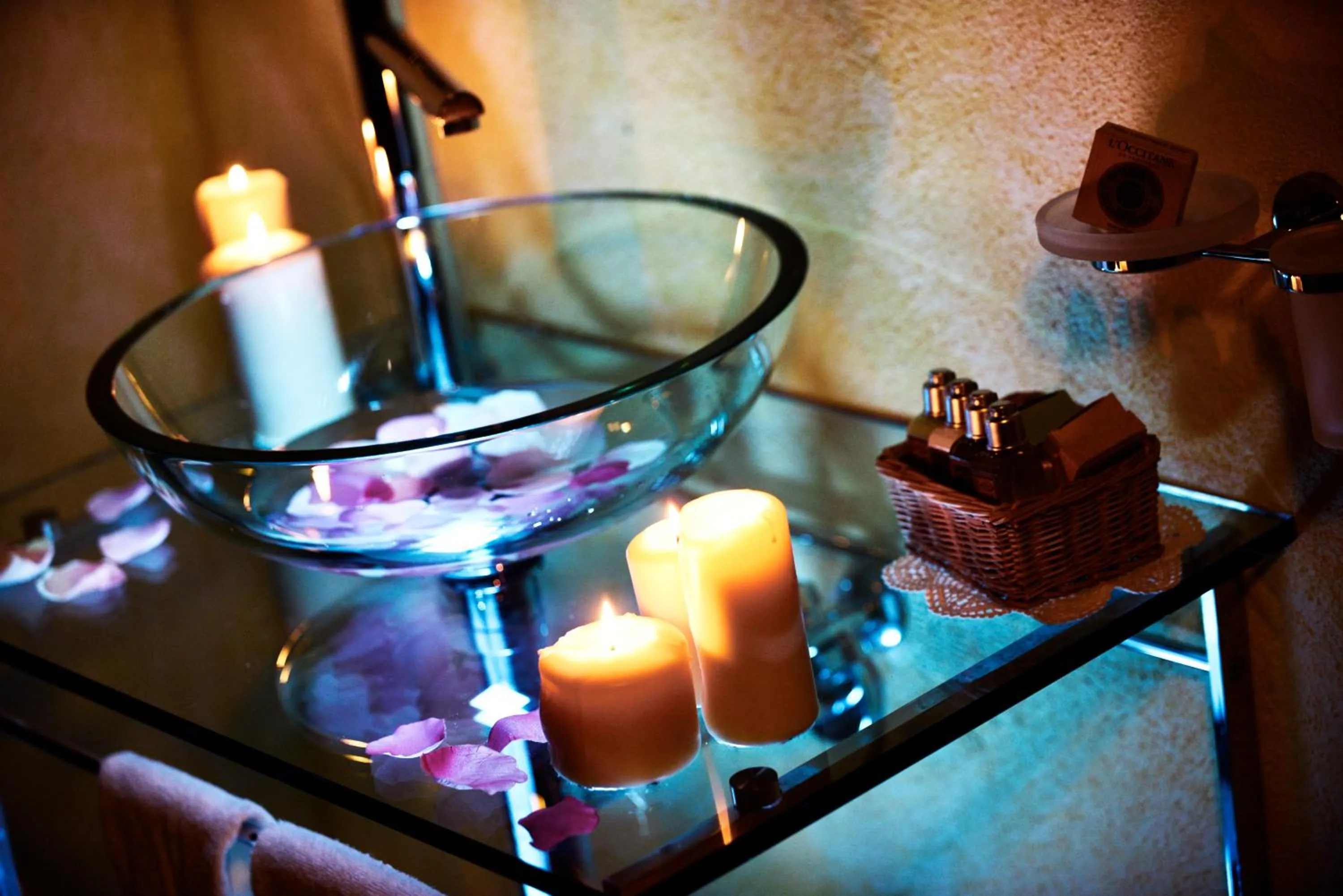 Bathroom in Robur Marsorum Albergo Diffuso