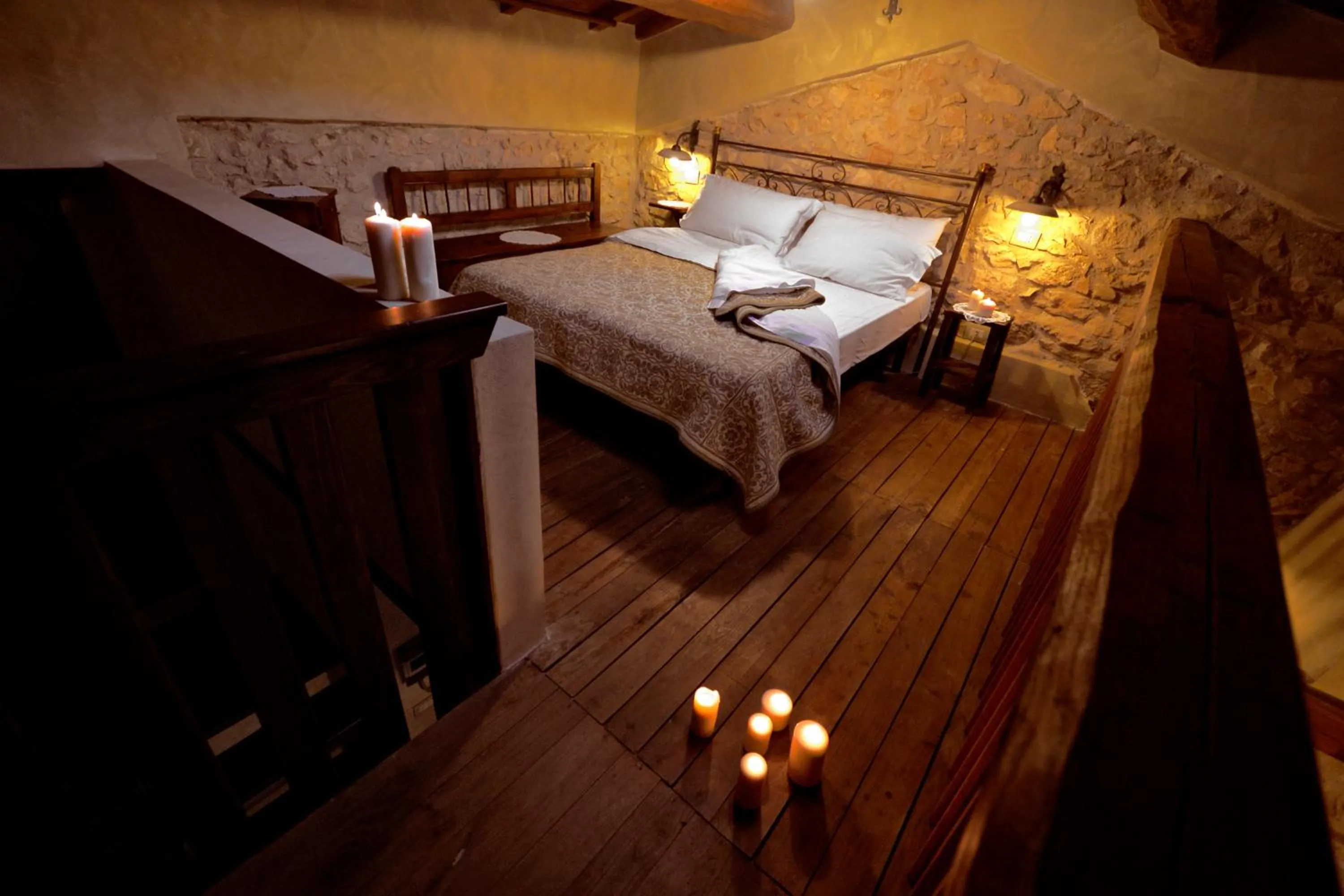 Bedroom, Bed in Robur Marsorum Albergo Diffuso