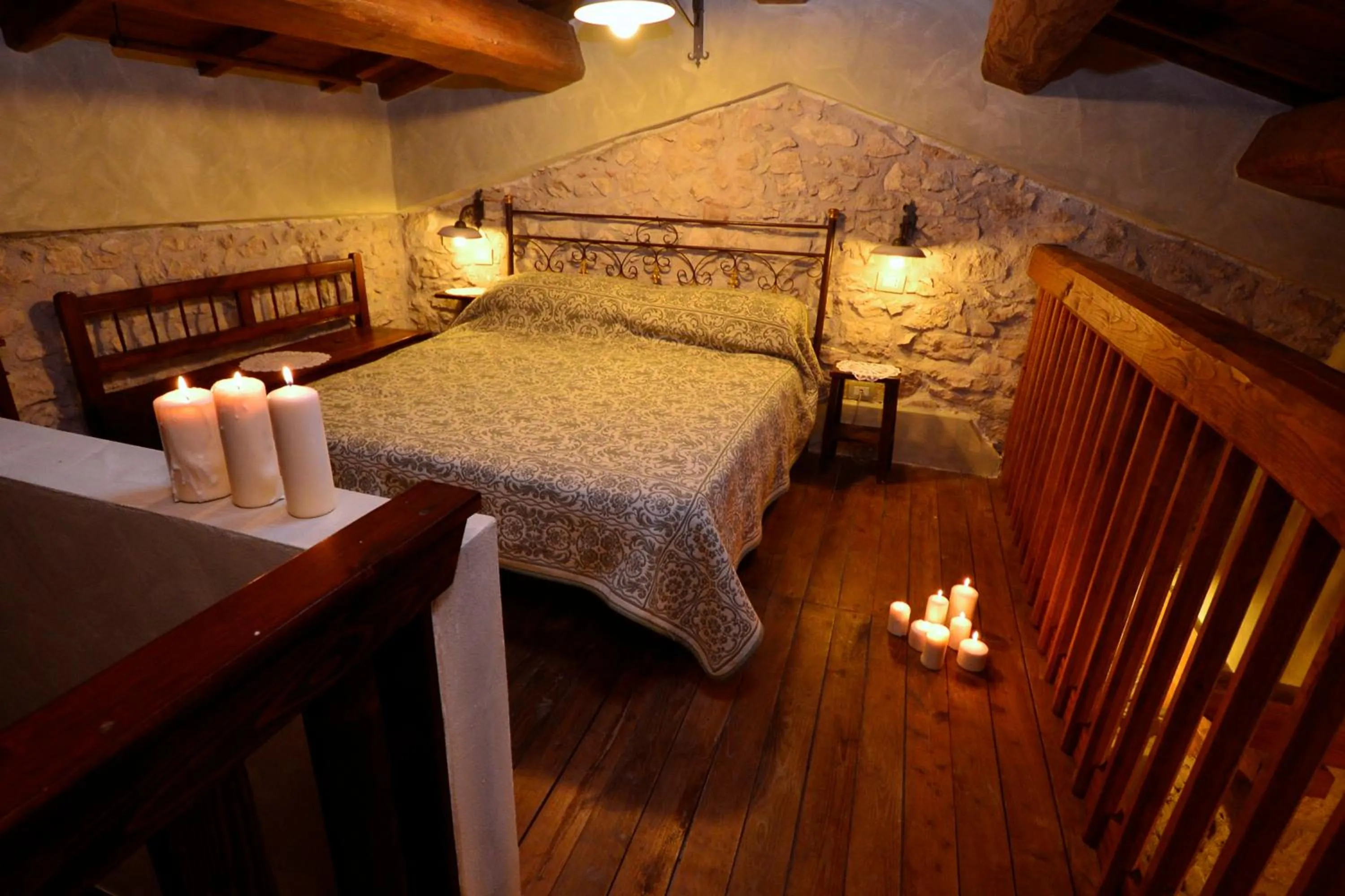 Bedroom, Bed in Robur Marsorum Albergo Diffuso