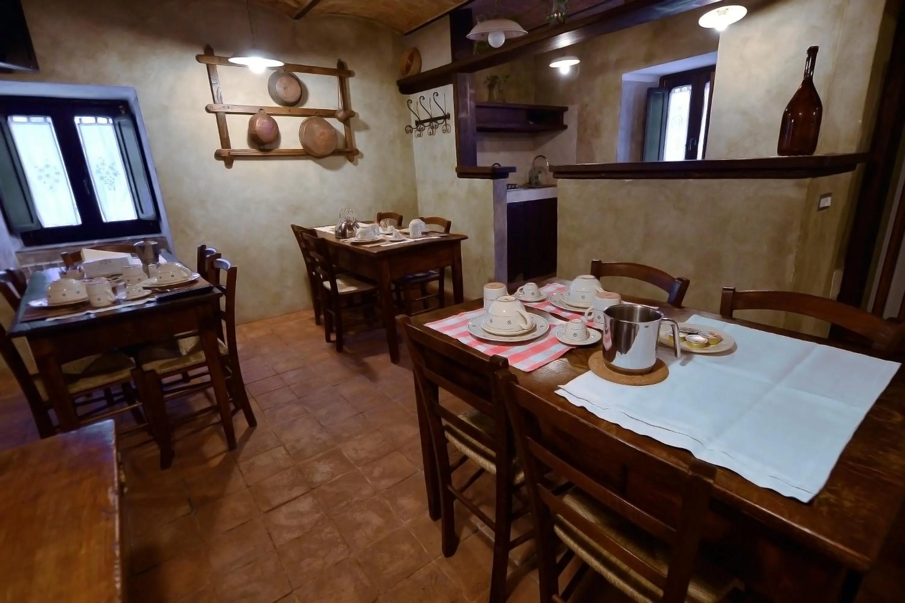 Communal lounge/ TV room in Robur Marsorum Albergo Diffuso