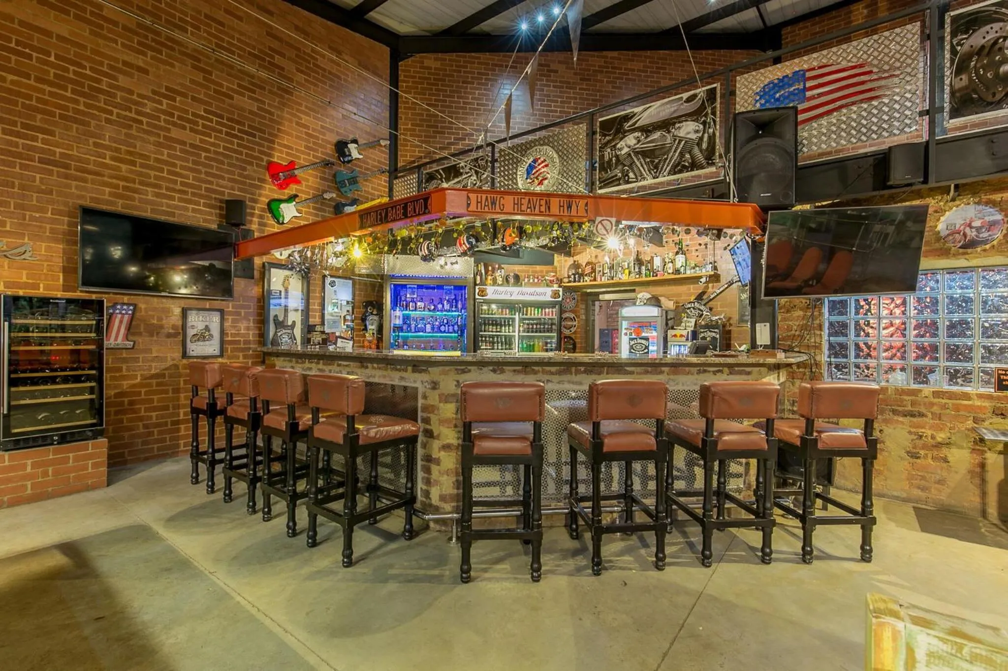 Lounge or bar in Sunrock Guesthouse