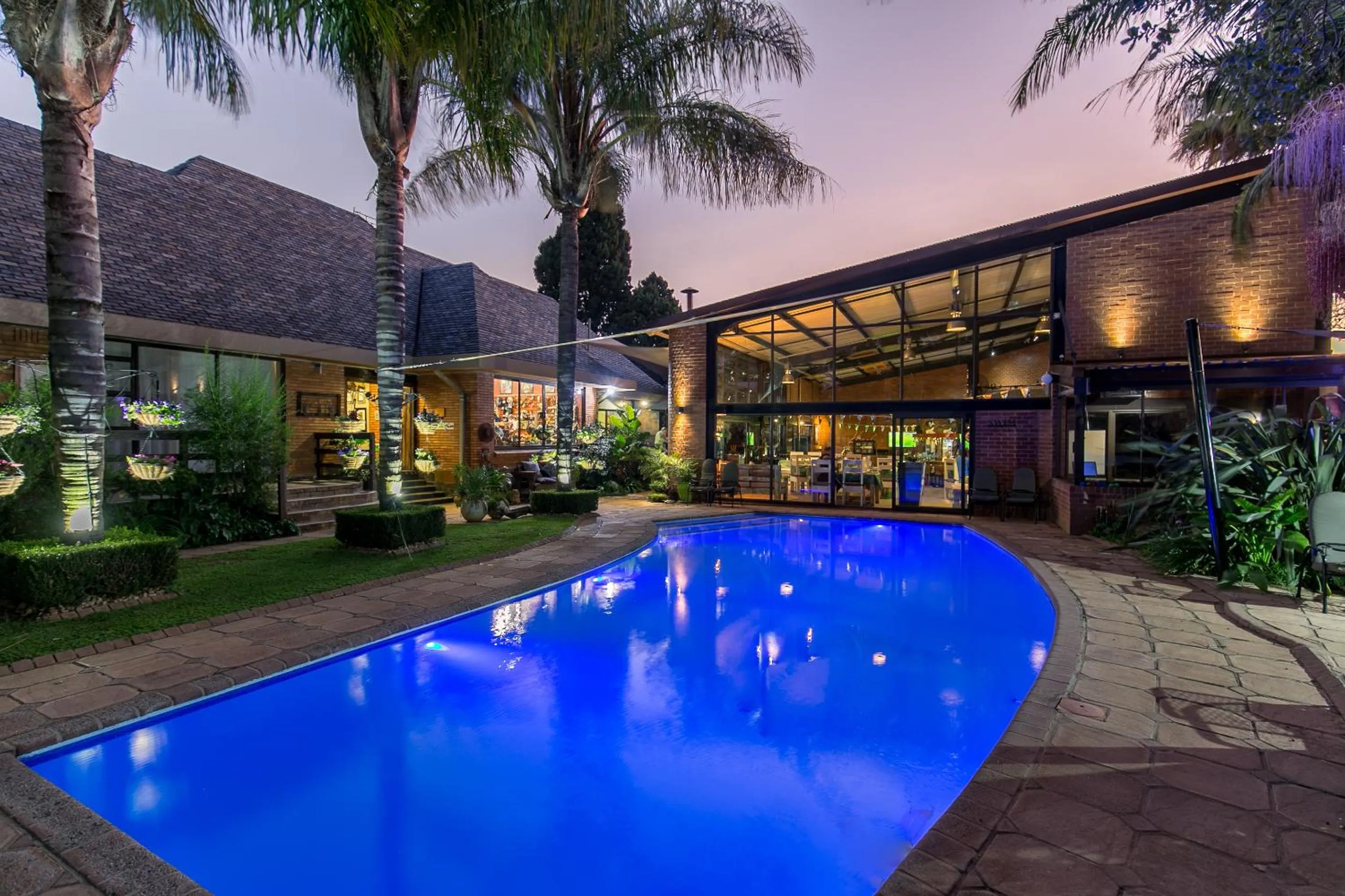 Swimming pool in Sunrock Guesthouse