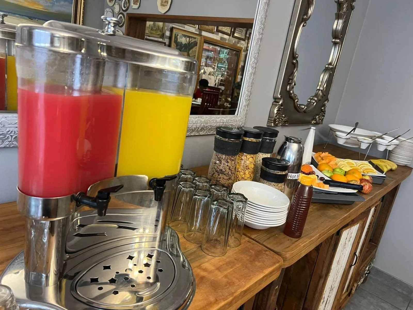 Breakfast in Sunrock Guesthouse