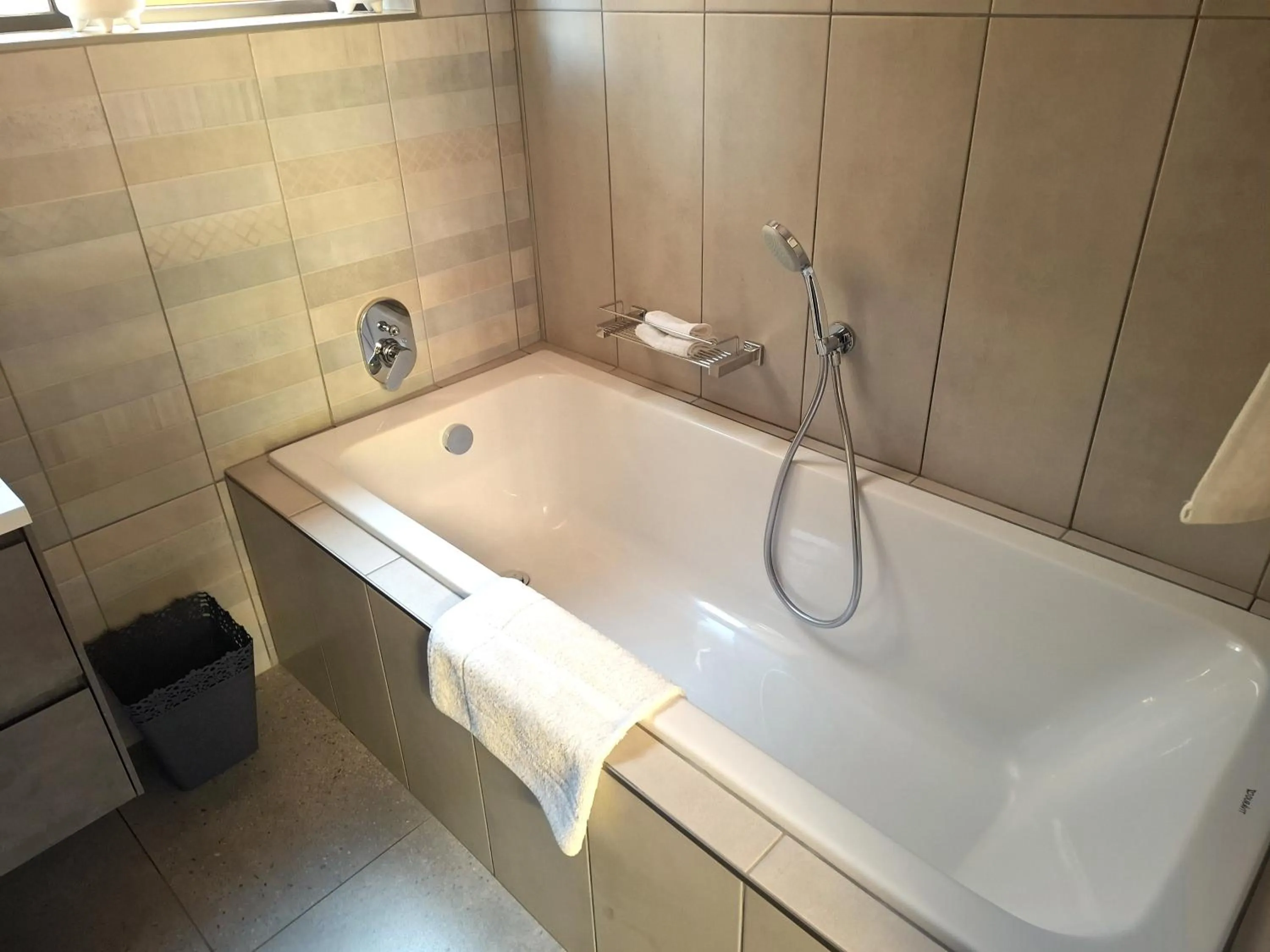 Bathroom in Sunrock Guesthouse