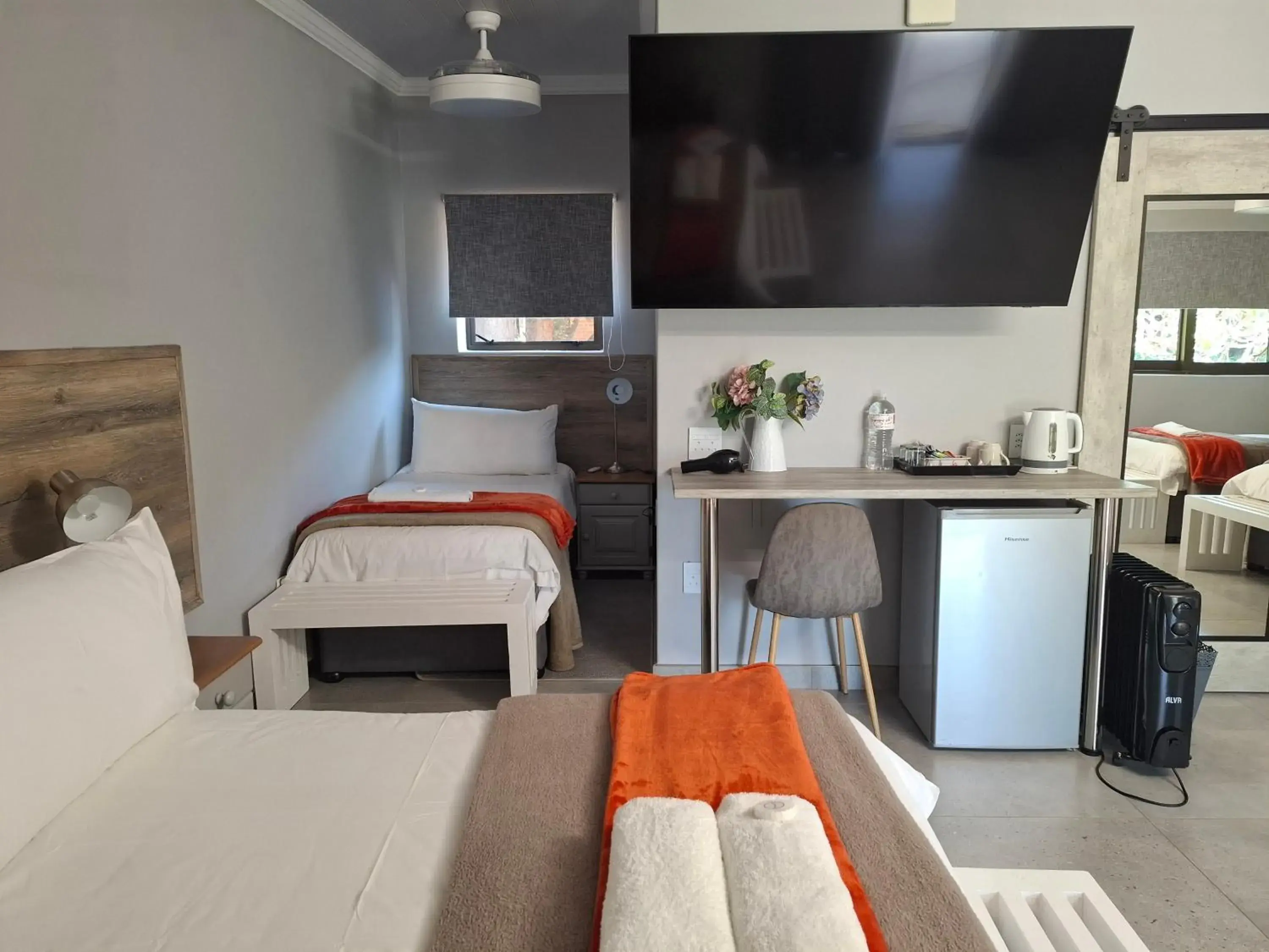 Bedroom, Bed in Sunrock Guesthouse Bedroom, Bed in Sunrock Guesthouse