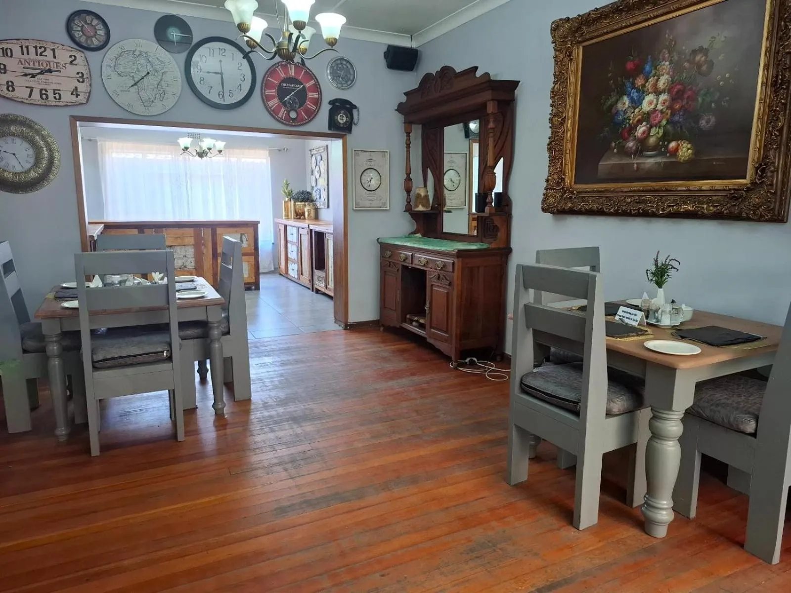 Dining area in Sunrock Guesthouse
