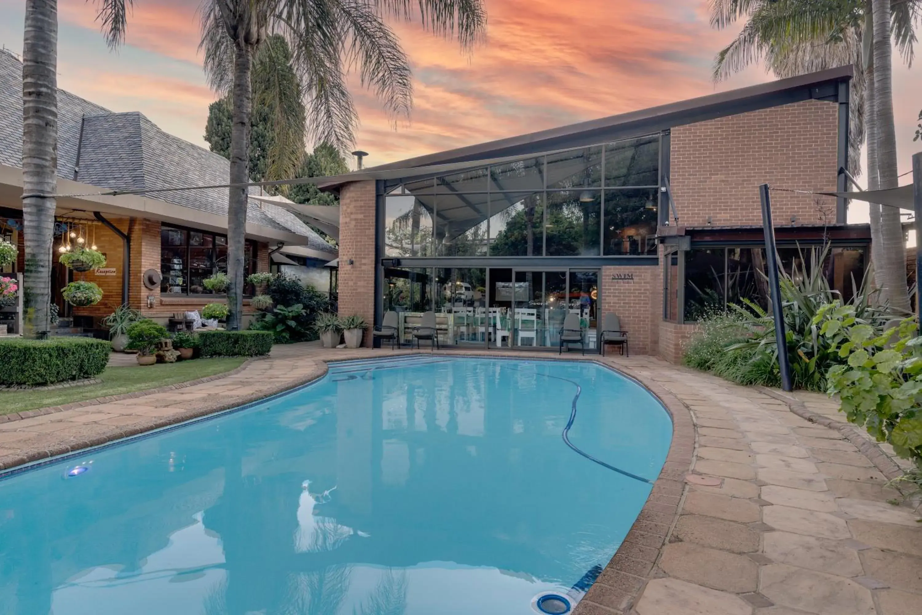 Swimming pool in Sunrock Guesthouse Swimming pool in Sunrock Guesthouse