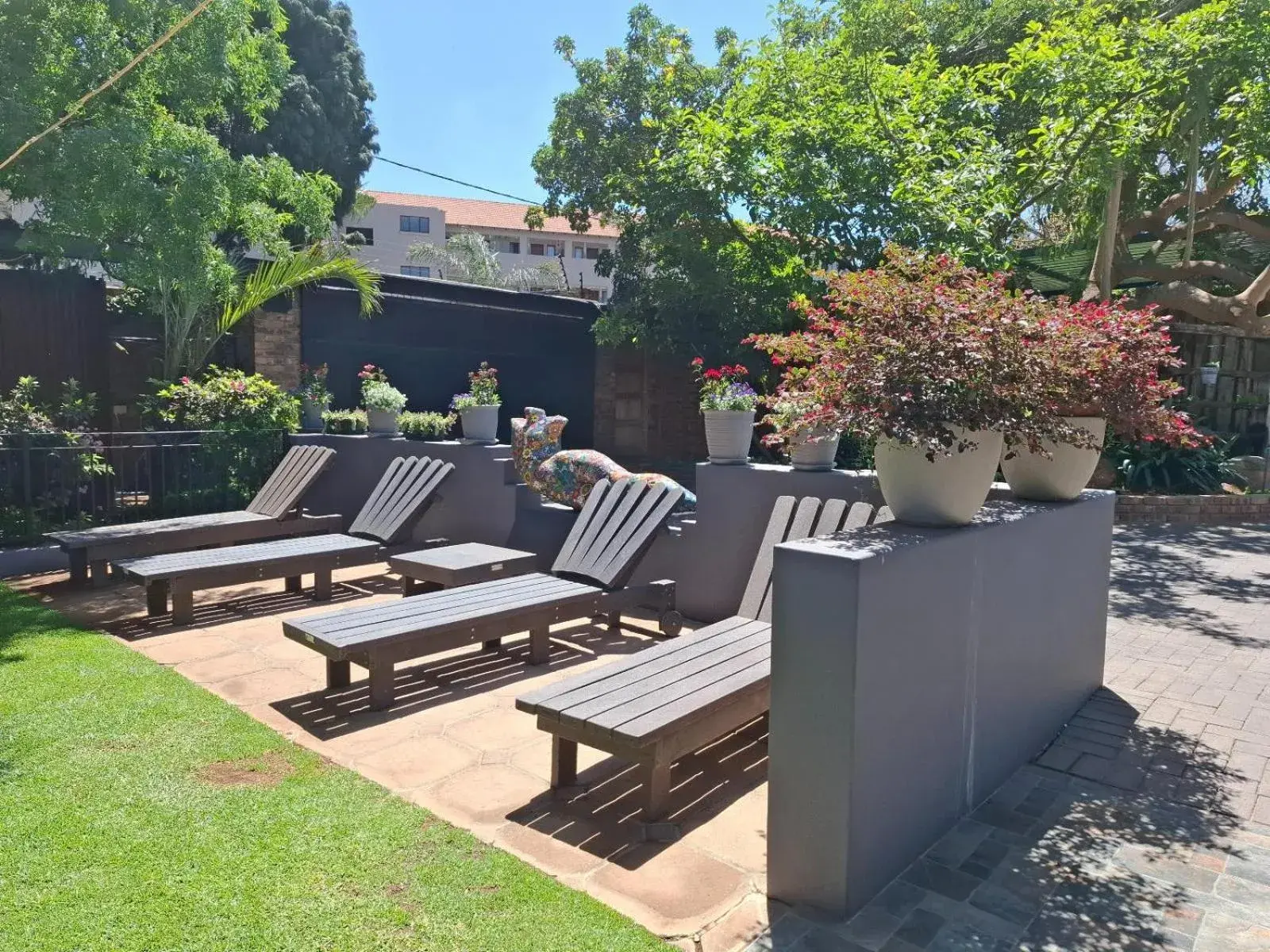 sunbed in Sunrock Guesthouse sunbed in Sunrock Guesthouse