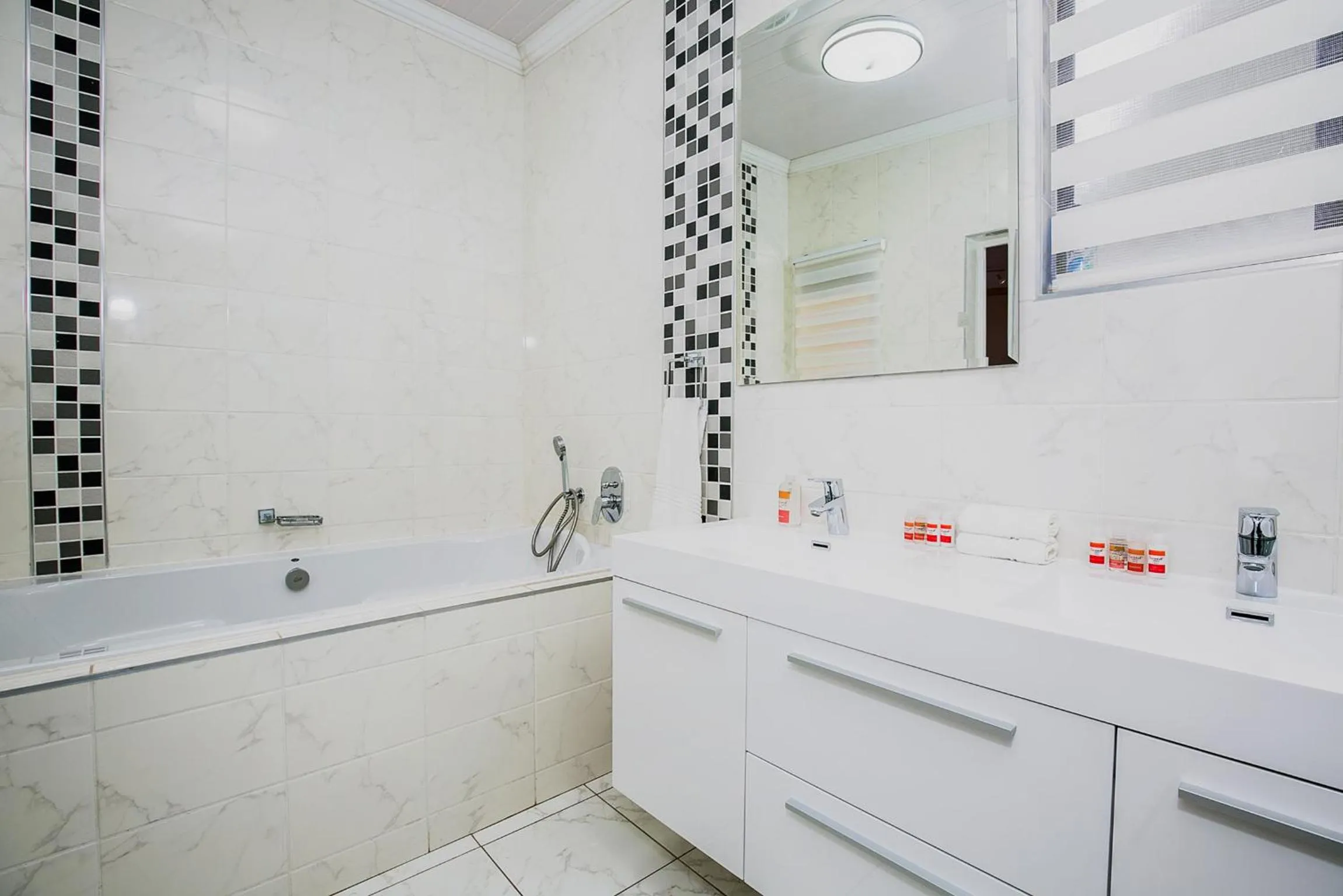 Bathroom in Sunrock Guesthouse