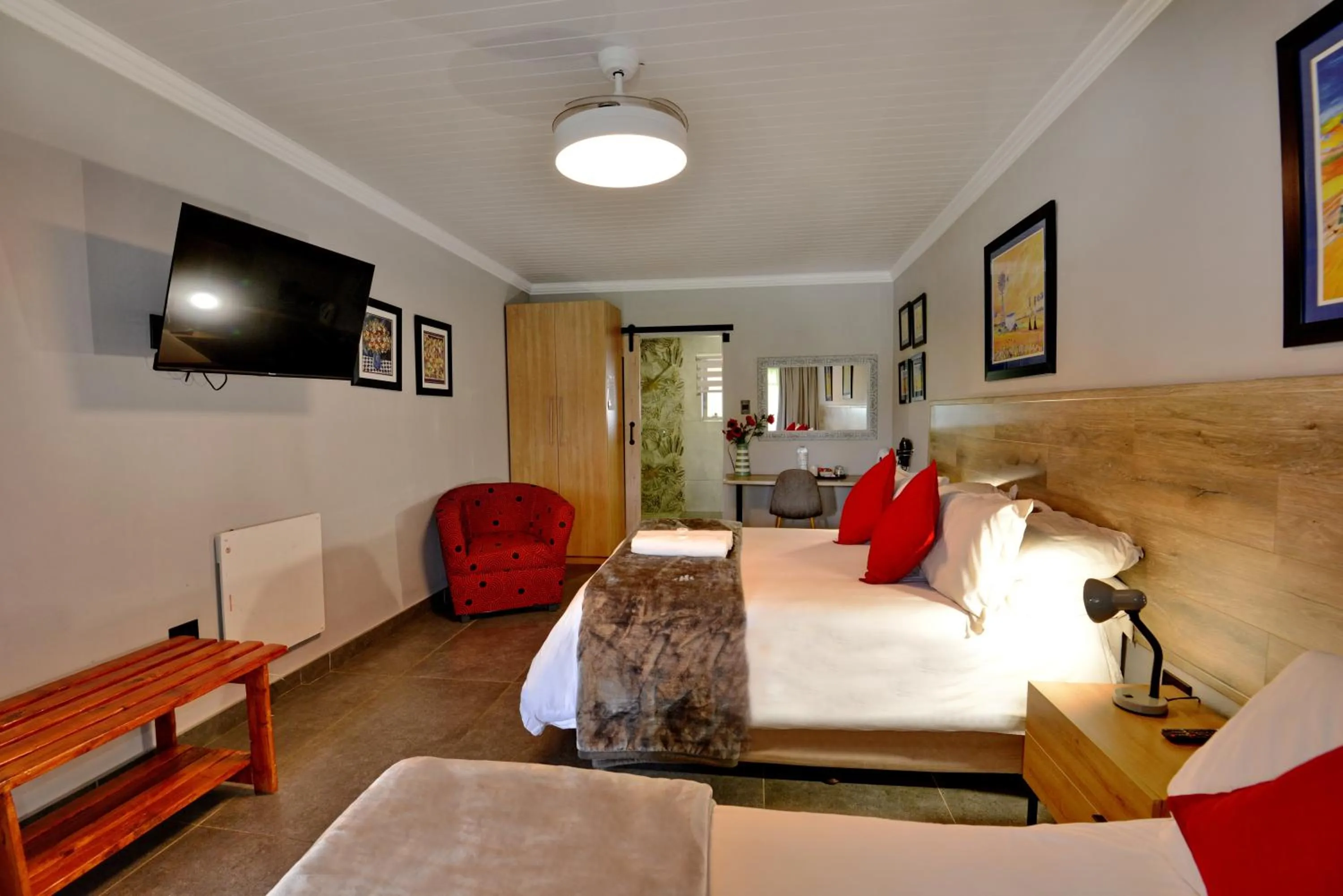 Bedroom, Bed in Sunrock Guesthouse