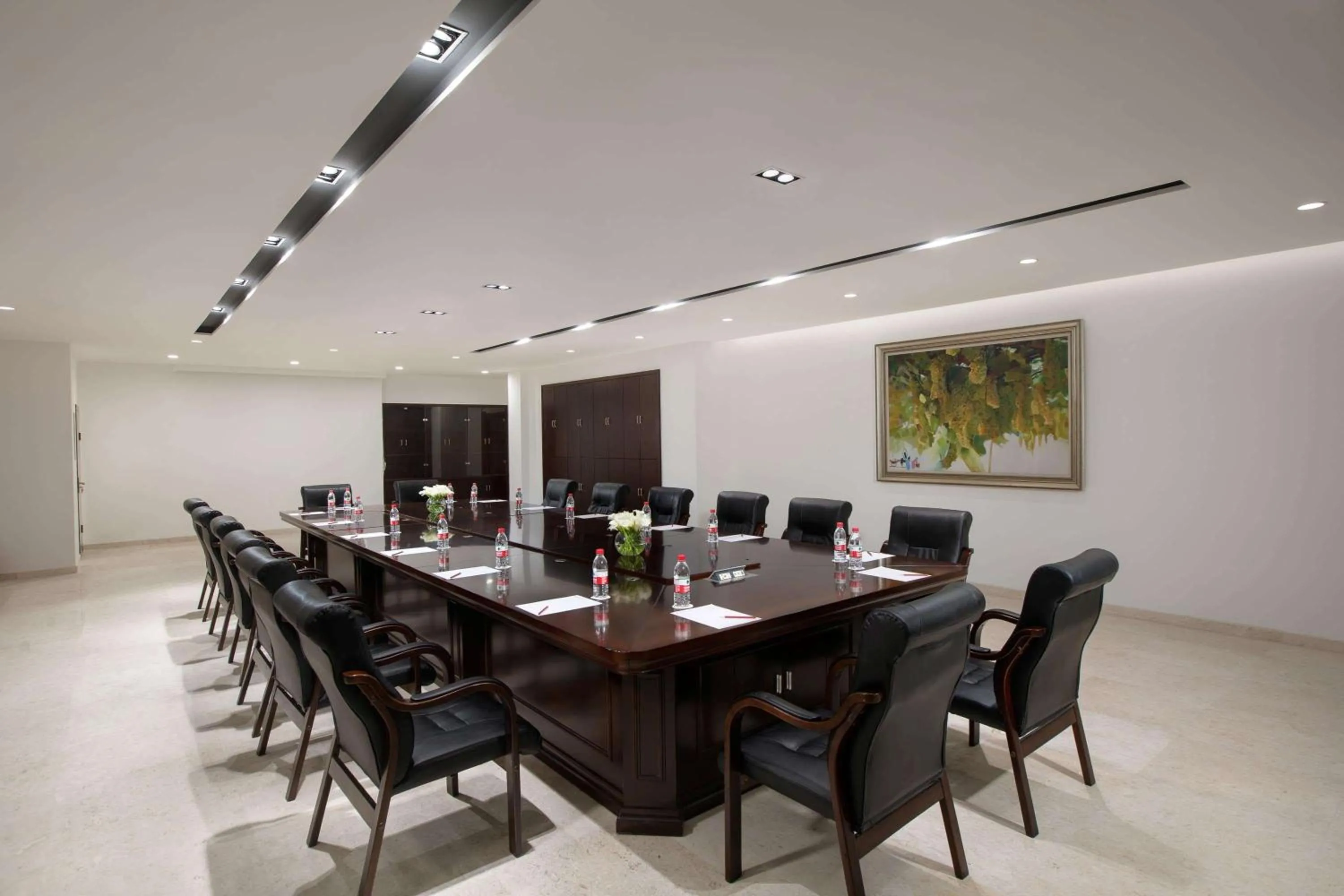 Business facilities in Ramada Encore by Wyndham Qionghai Downtown