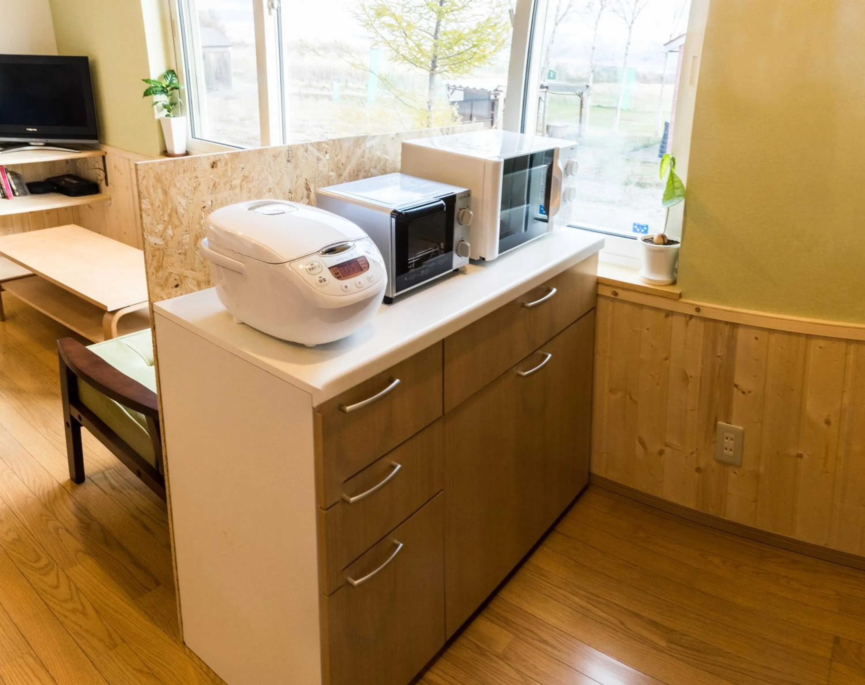 TV and multimedia in Niseko Guesthouse Nalu.