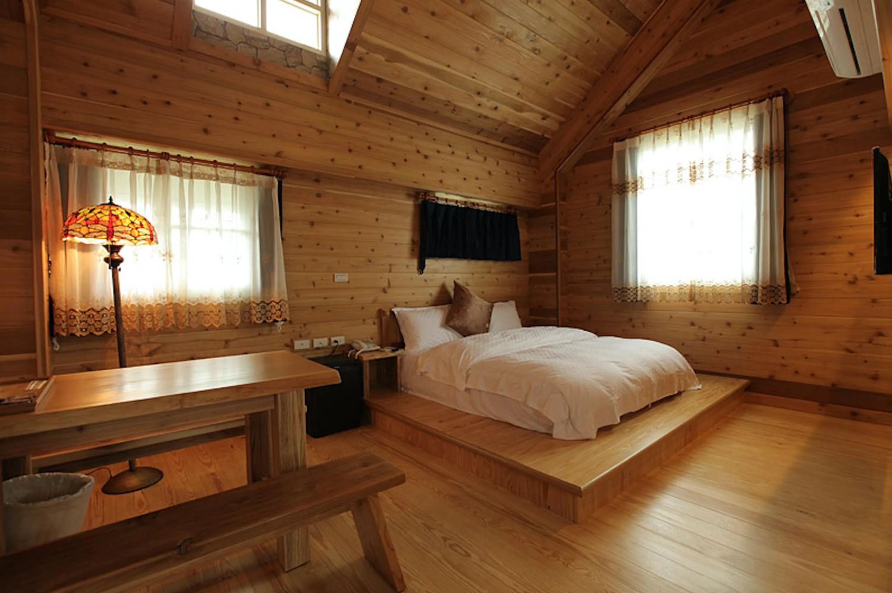 Shower, Bed in North Zart